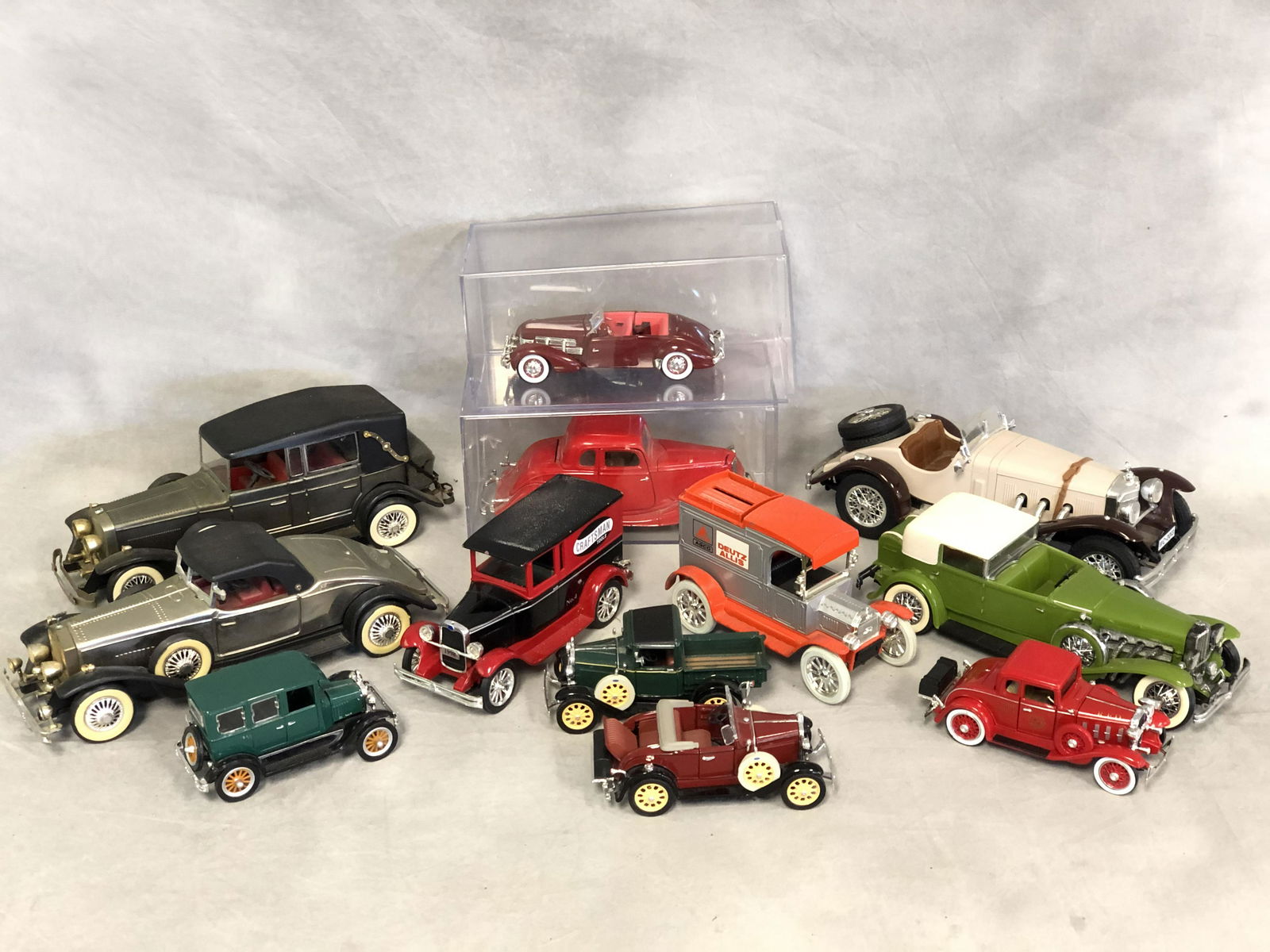 (12)Asst Diecast Model Cars,Bank,Radio - Made in: (12)Asst Diecast Model Cars,Bank,Radio - Made in Italy,China & More - Diecast & Plastic