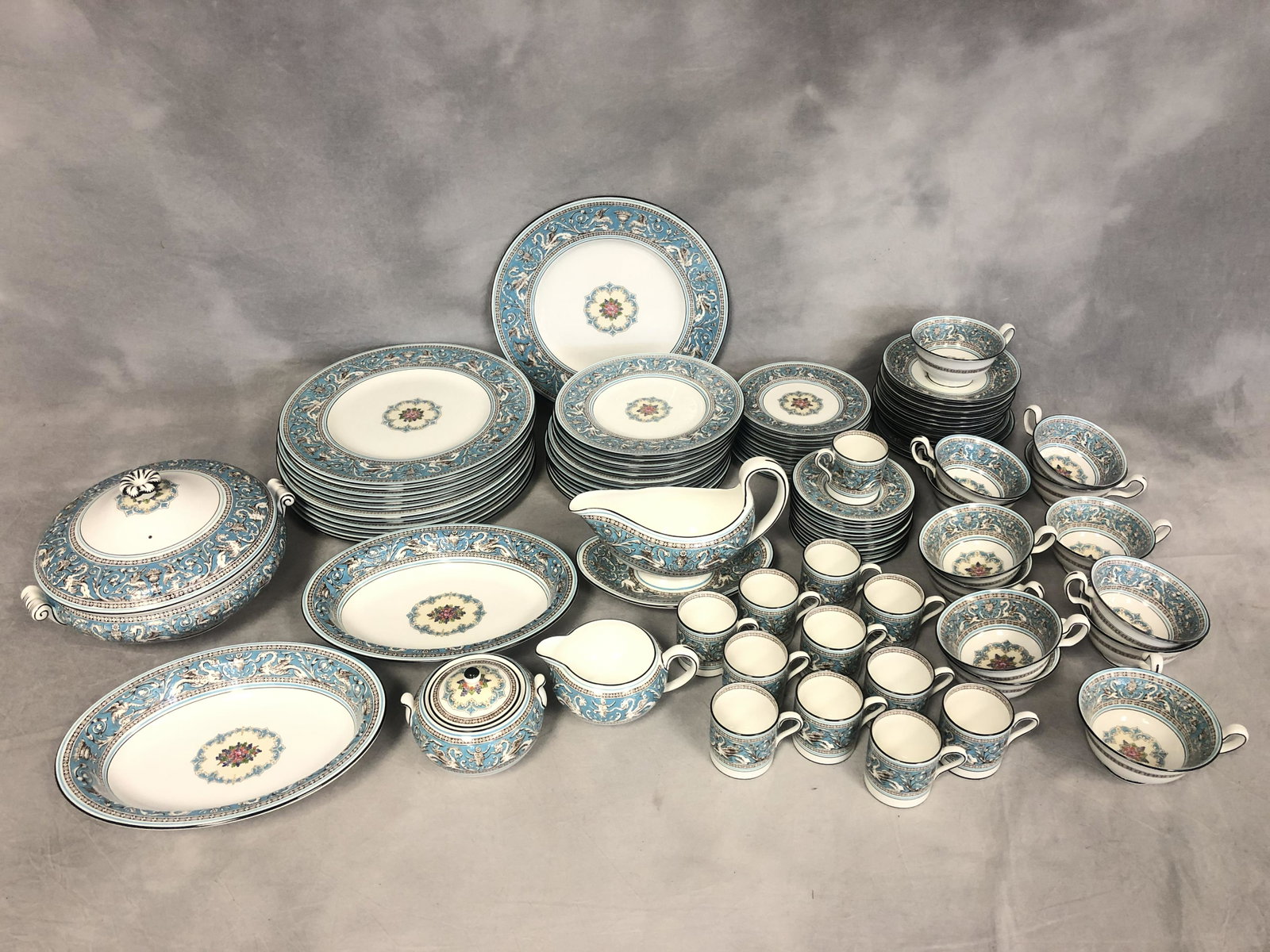 94pcs Wedgwood Turquoise 'Florentine' Dishes - 12: 94pcs Wedgwood Turquoise 'Florentine' Dishes - 12 Dinner, 13 Salad, 12 Bread, 13 Saucers w/ Cups, 12 Demi Saucers w/ cups, 2 Serving Bowls, Creamer,Sugar, Gravy & Casserole, Turkey Platter