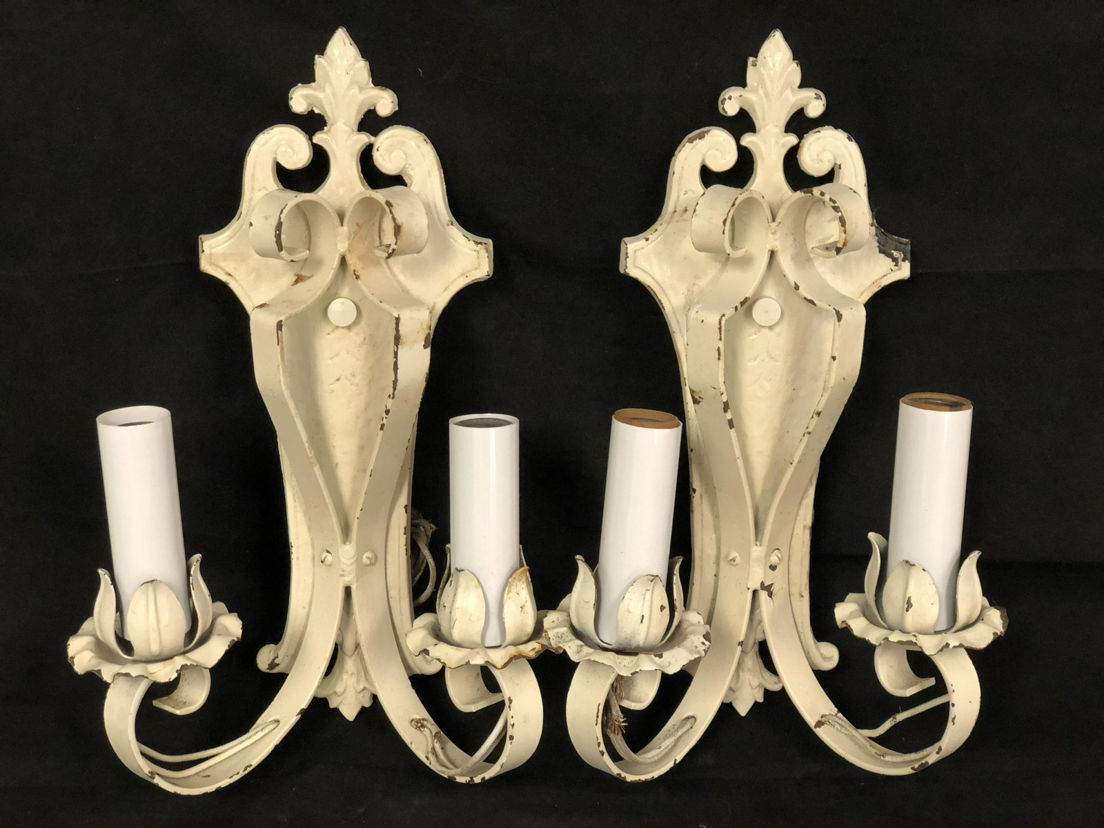 Pr Metal Shabby Chic Wall Sconces - Heavy Painted 2: Pr Metal Shabby Chic Wall Sconces - Heavy Painted 2 Light Wall Sconces, 9'' x 14''