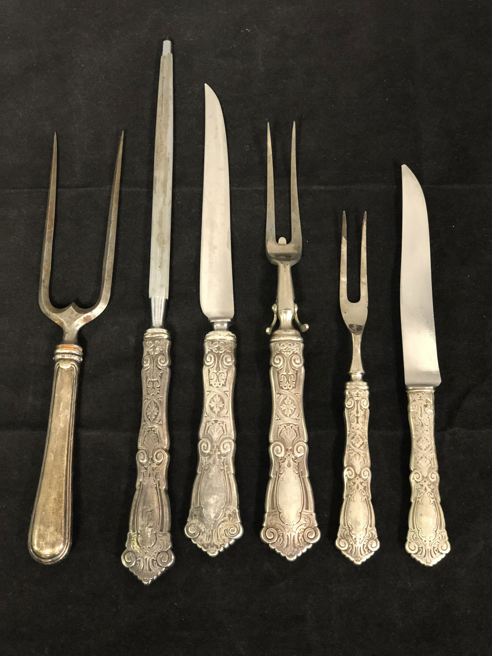 5pcs. Antique Sterling Handled Cutlery Items - (1) is (1 of 5)