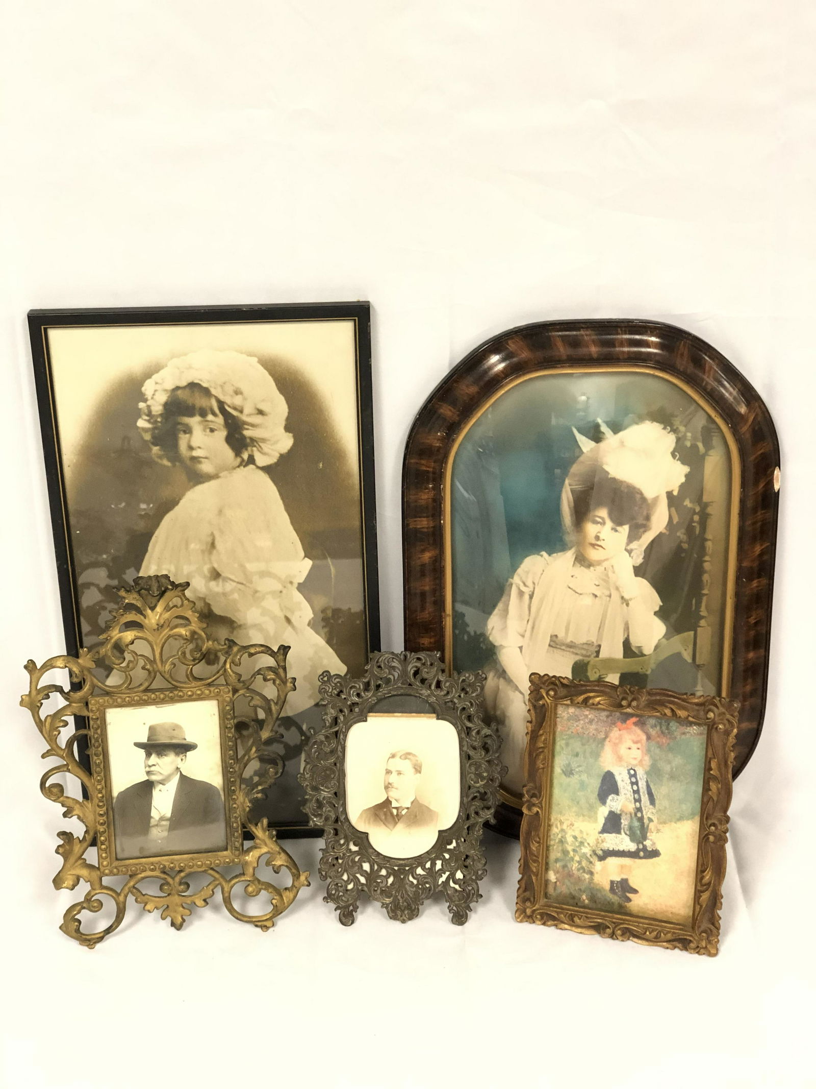 Asst Antique / Vintage Picture Frames, Asst Sizes: Asst Antique / Vintage Picture Frames, Asst Sizes