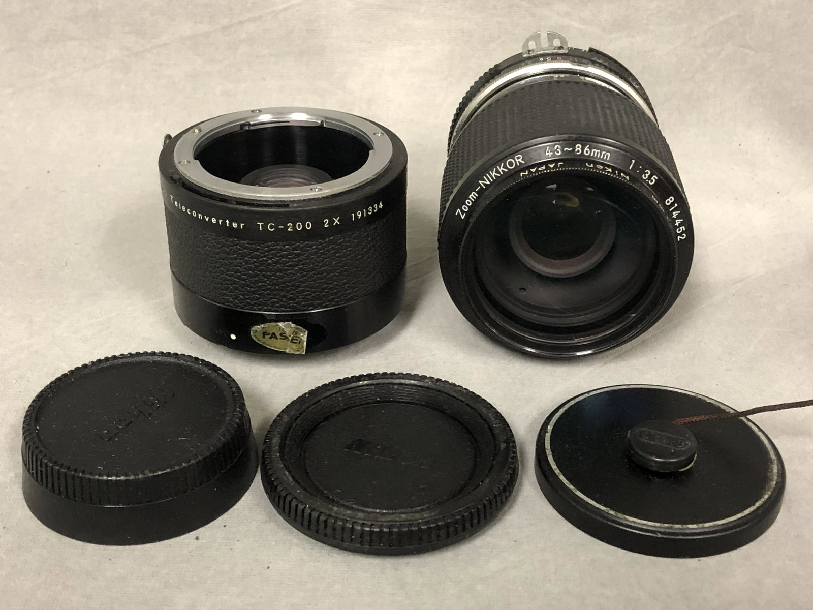 Nikon Zoom NIKKOR 43-86mm, Teleconverter TC200 - 1:35,: Nikon Zoom NIKKOR 43-86mm, Teleconverter TC200 - 1:35, 43-86mm #814452 Lens & L1Bc 52mm w/ Nikon Teleconverter TC-200 2x #191334