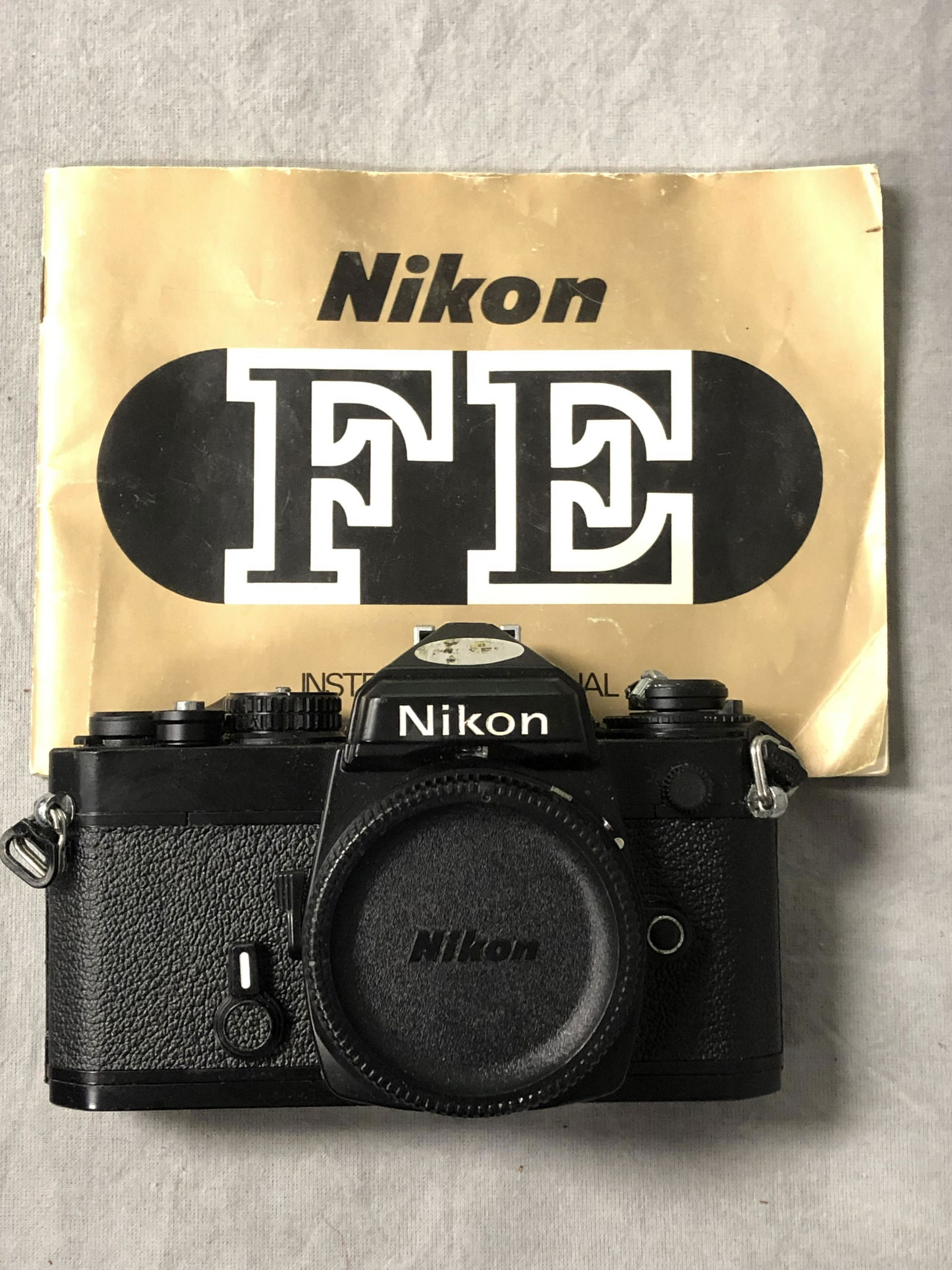 Nikon FE 35mm Camera w/ Manual - Good Condition,: Nikon FE 35mm Camera w/ Manual - Good Condition, UNTESTED