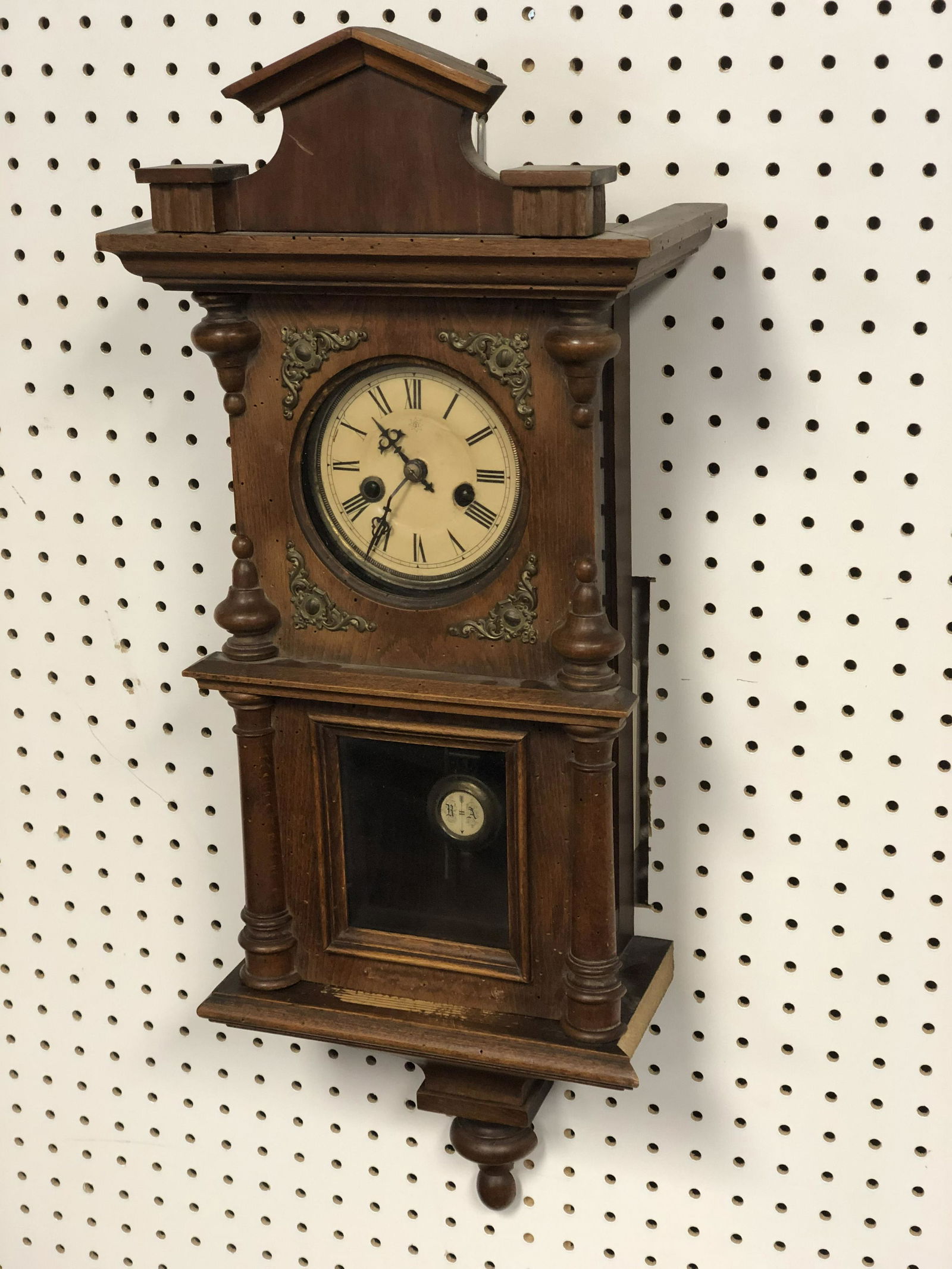 Vtg Junghans Wall Clock, 11'' x 5'' x 27'' - For Parts,: Vtg Junghans Wall Clock, 11'' x 5'' x 27'' - For Parts, Missing Key / Side Wood Accent, UNTESTED