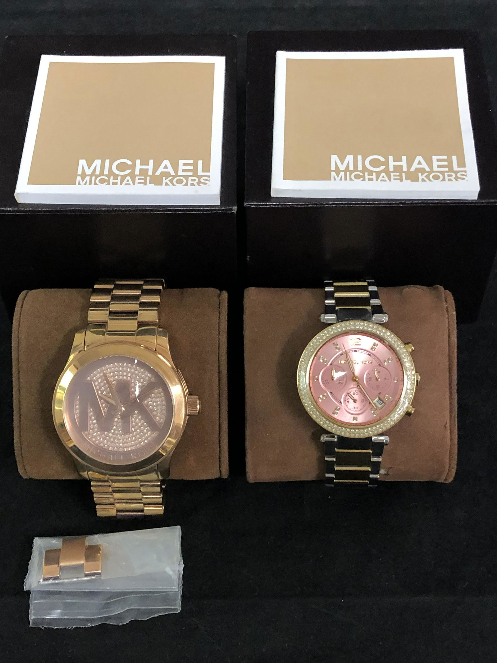 (2)Michael Kors Wrist Watches w/ Boxes - Like New,: (2)Michael Kors Wrist Watches w/ Boxes - Like New, Models MK6140 & 5661, Needs Batteries, UnTested