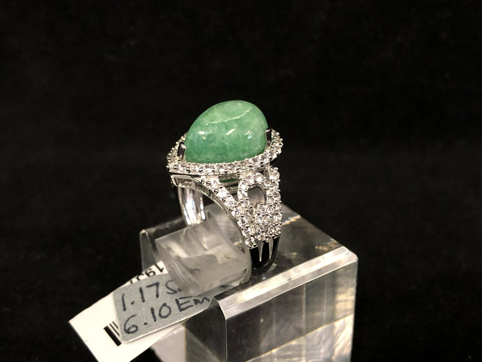 Certified Sterling Beryl Emerald Sapphire Ring - 6.10ct: Certified Sterling Beryl Emerald Sapphire Ring - 6.10ct Dyed Green Beryl Emerald w/ 1.17cts White Sapphires, Sz 7