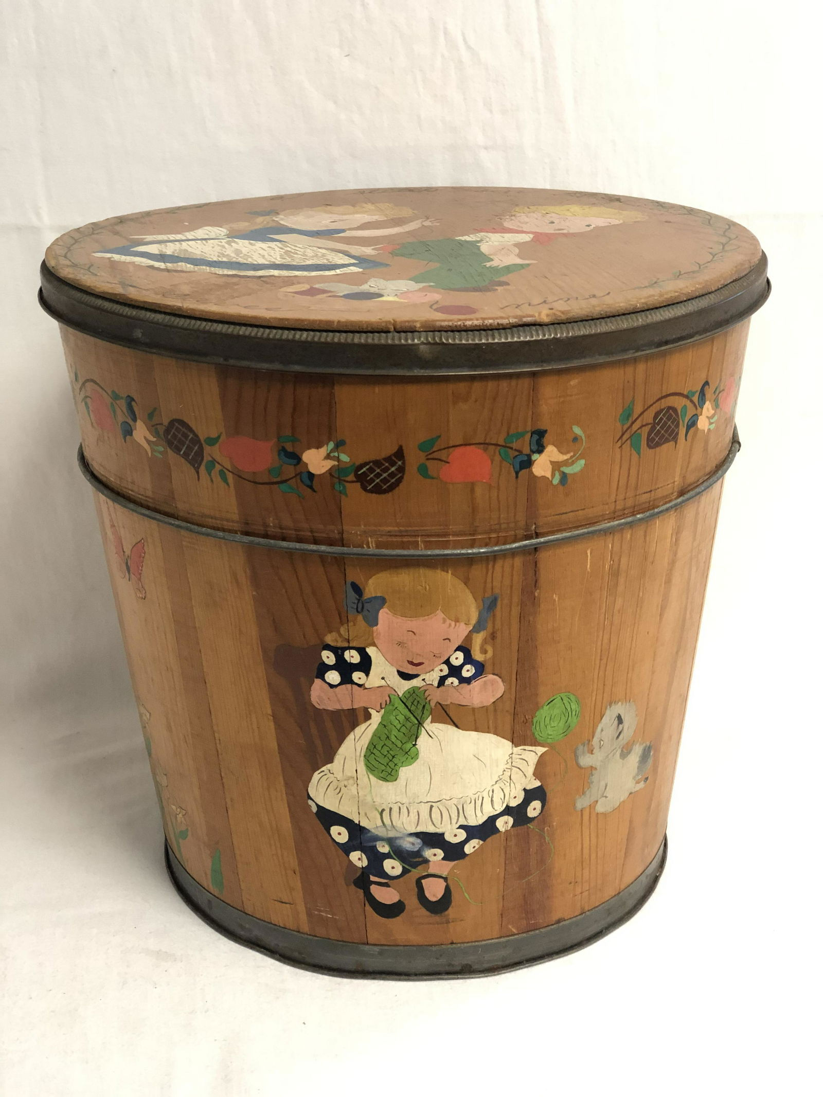 Vtg Wooden Sugar / Sewing / Storage Bucket - 13'' x (1 of 5)