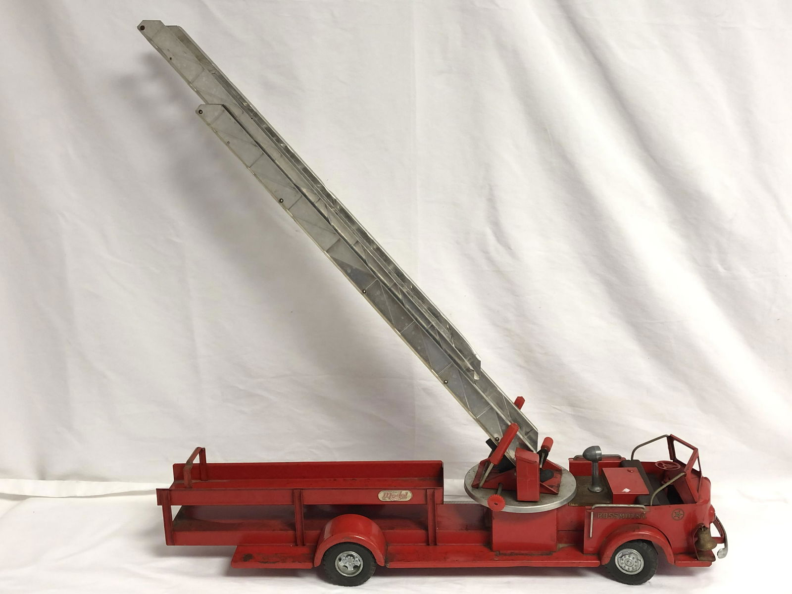Vtg Ross moyne Doepke Fire Truck Toy - Fire Truck w/ (1 of 5)