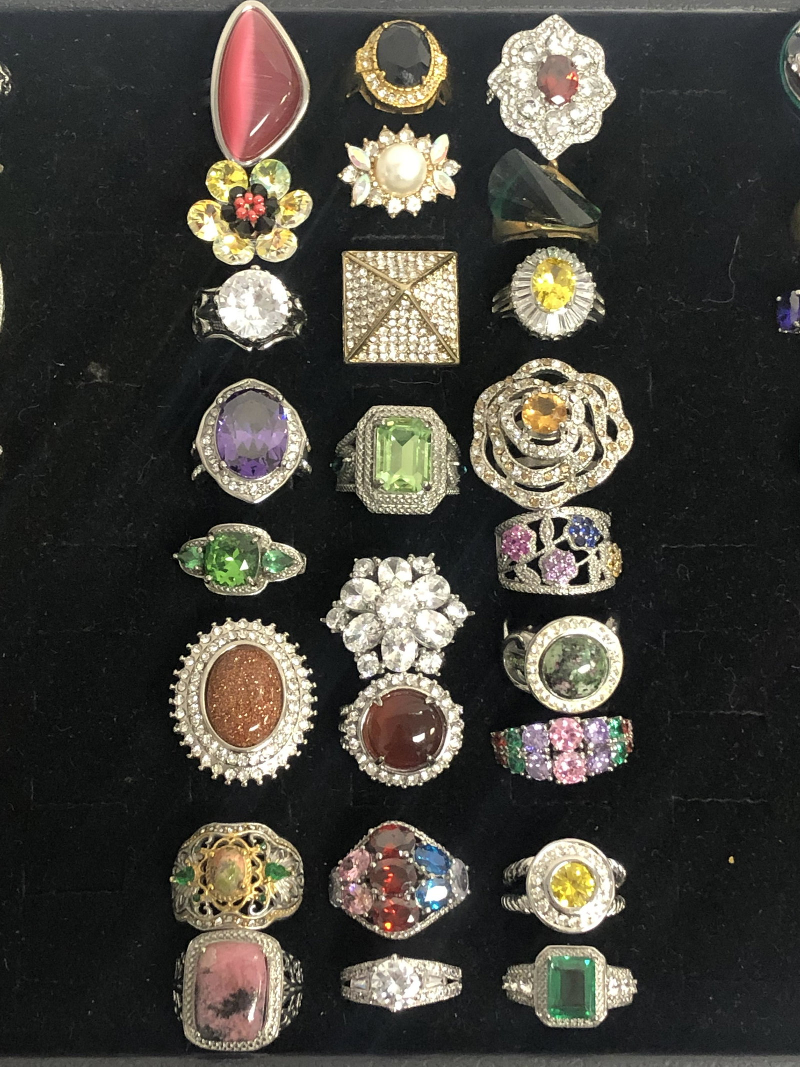(25)Asst Costume Jewelry Rings - Various Stones -: (25)Asst Costume Jewelry Rings - Various Stones - Citrine, Spinel, Rhinestones, Glass & More