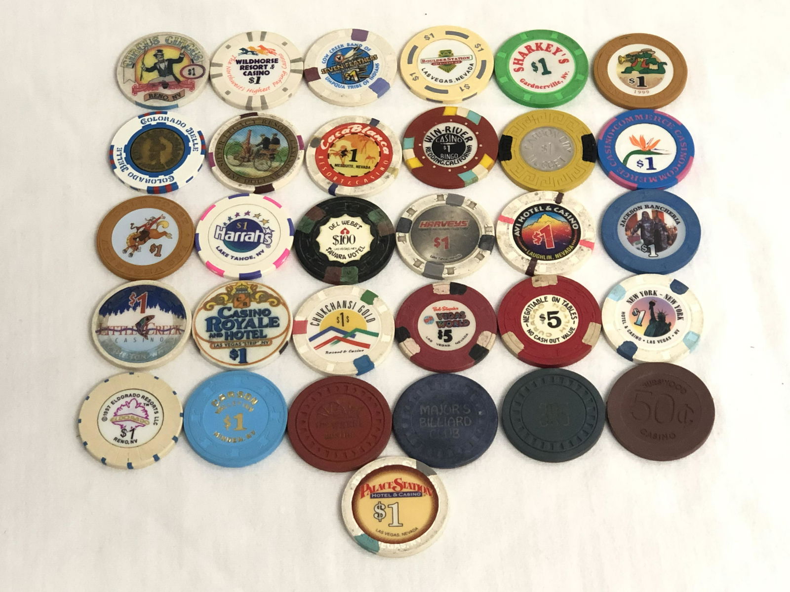 (30)Asst Vintage Casino Chips  - Harveys, New York New (1 of 5)