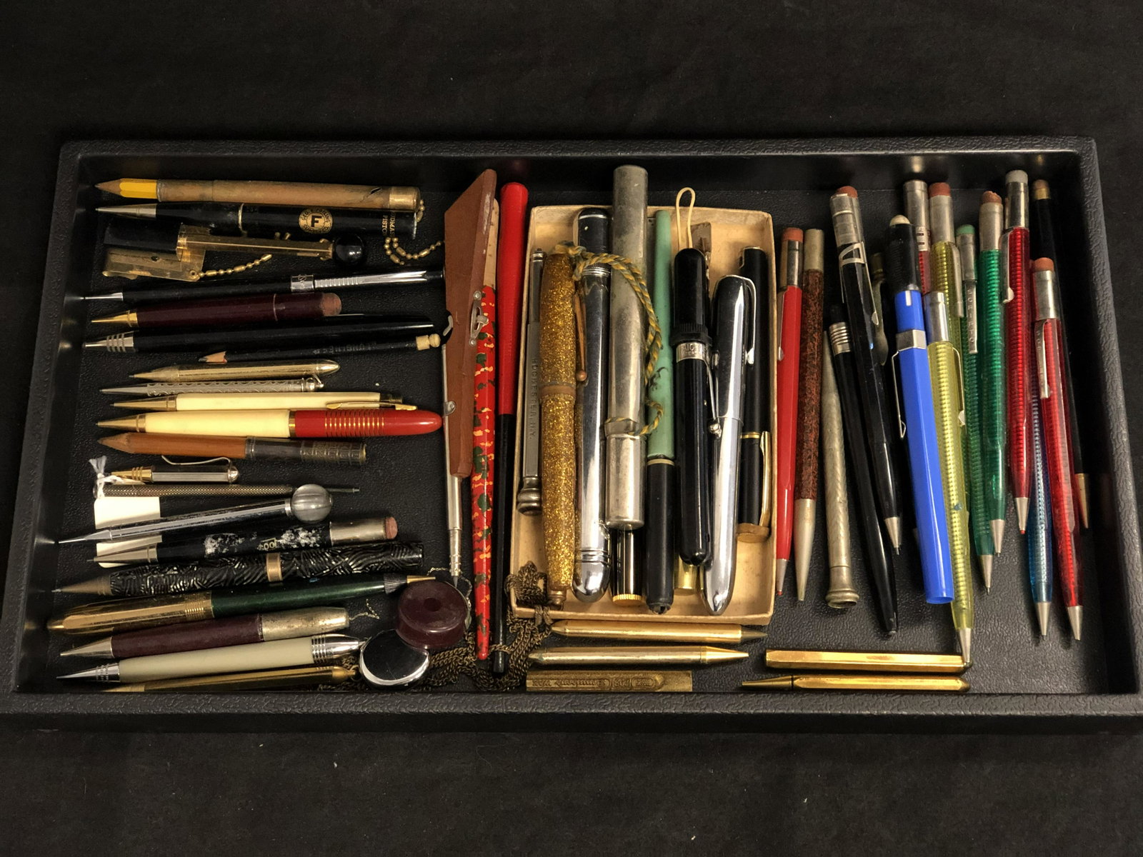 Lot Atq/ Vtg Mechanical Pencils, Flashlight,More -: Lot Atq/ Vtg Mechanical Pencils, Flashlight,More - Various Makers / Styles , Pens, Thermometers