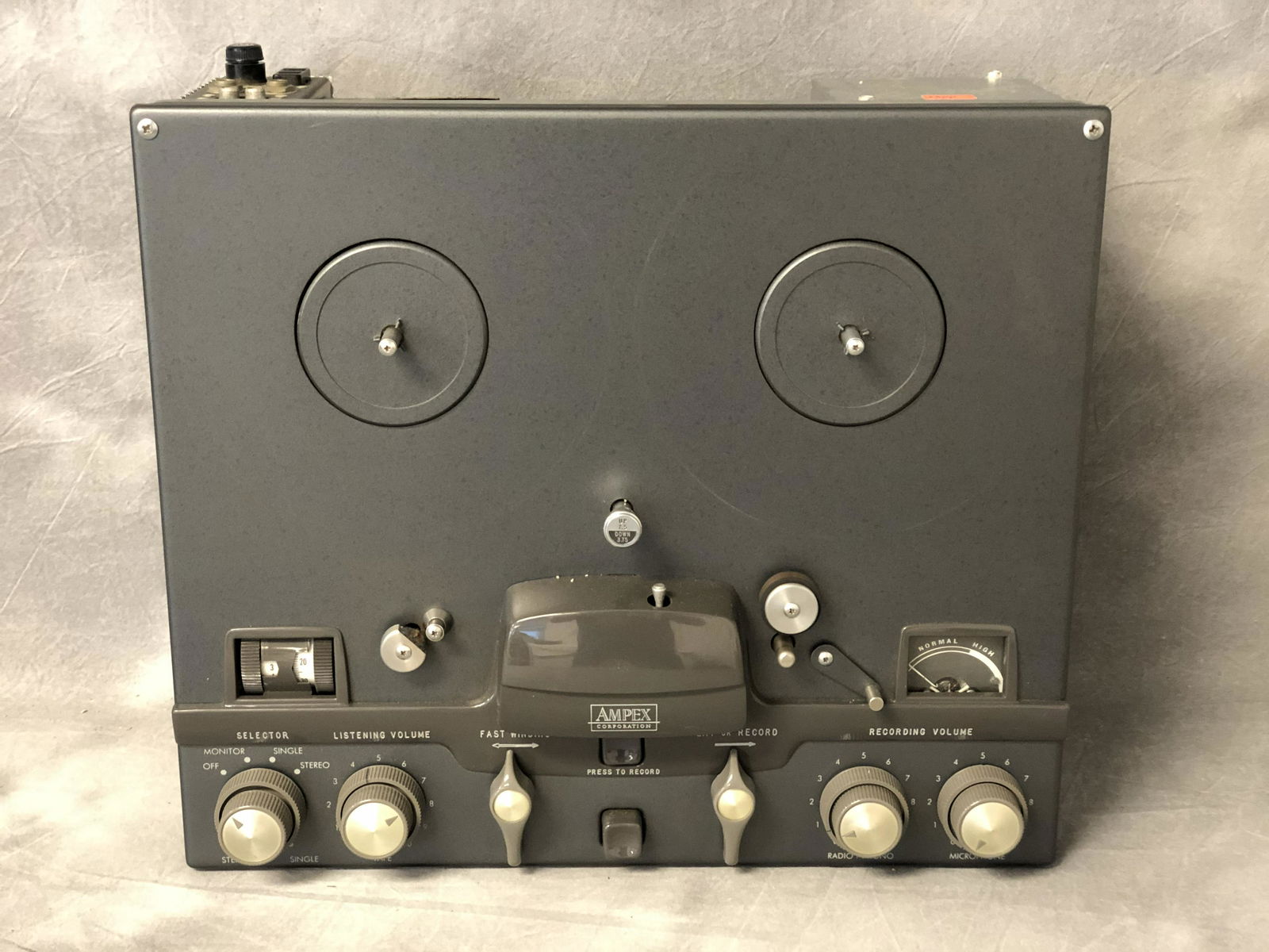 Ampex Tube Reel to Reel w/ Tubes - Telefunken & G.E. (1 of 7)