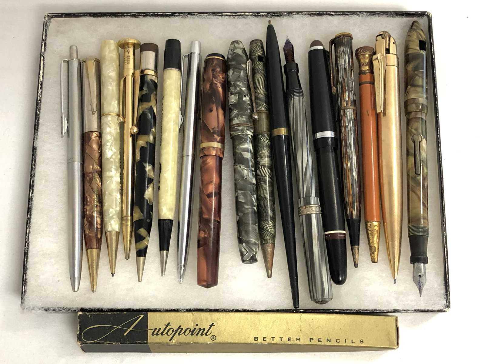 Asst Bakelite , Other Pens -Various Makers -: Asst Bakelite , Other Pens -Various Makers -