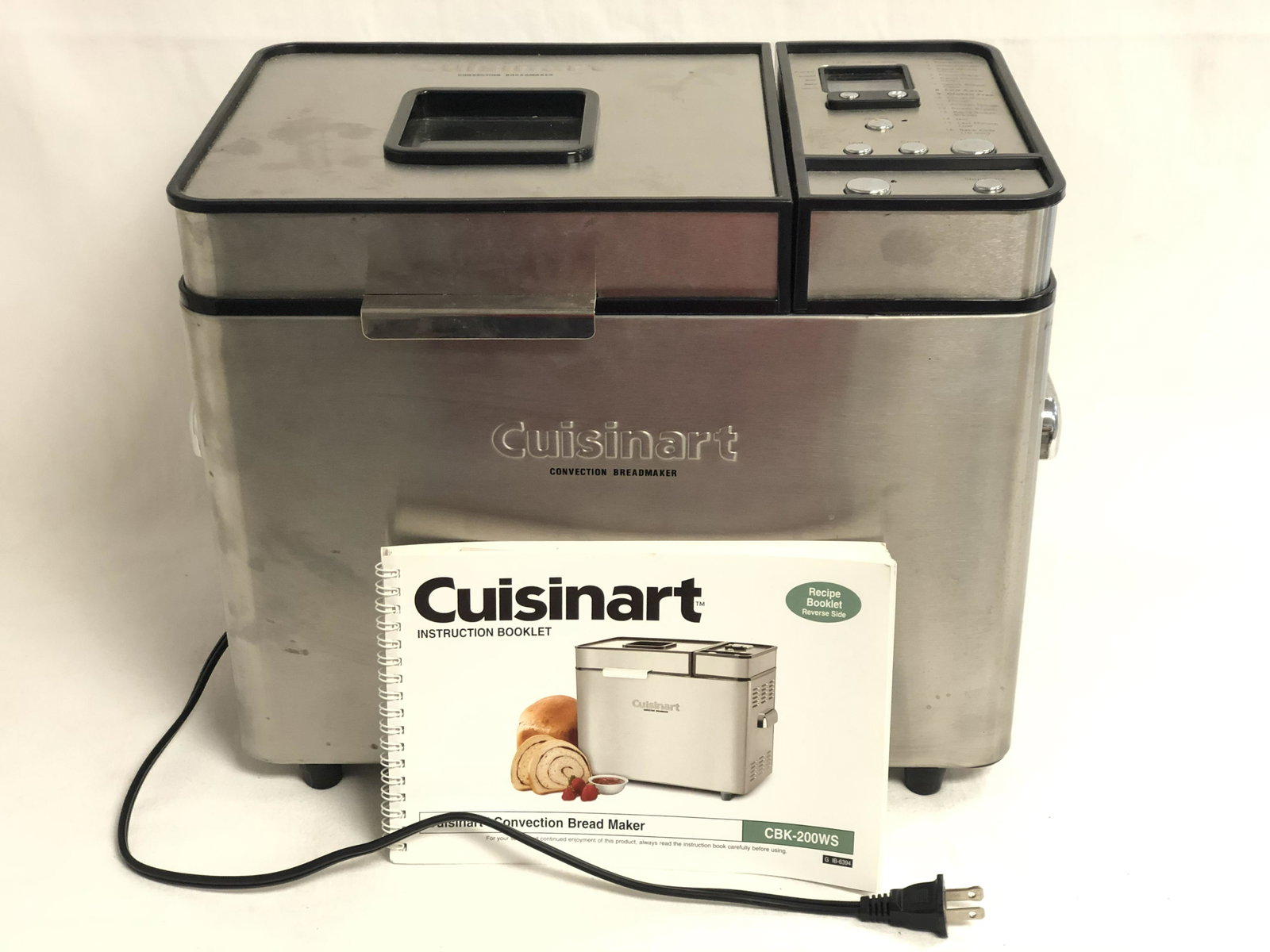 Cuisinart Convection Breadmaker CBK200WS - Like New w/: Cuisinart Convection Breadmaker CBK200WS - Like New w/ Instructions - 15'' x 9'' x 12''