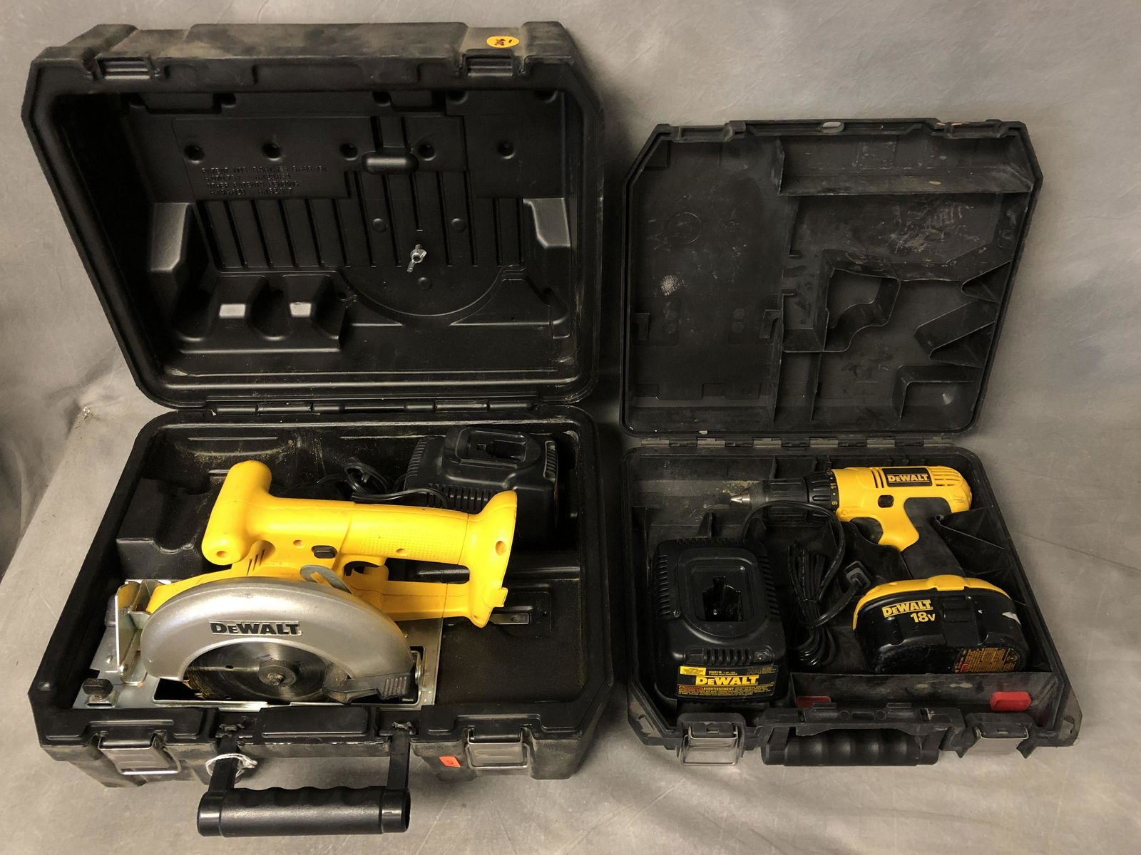 18V DeWalt #939 Circular Saw , Drill - Saw w/ Charger (1 of 8)
