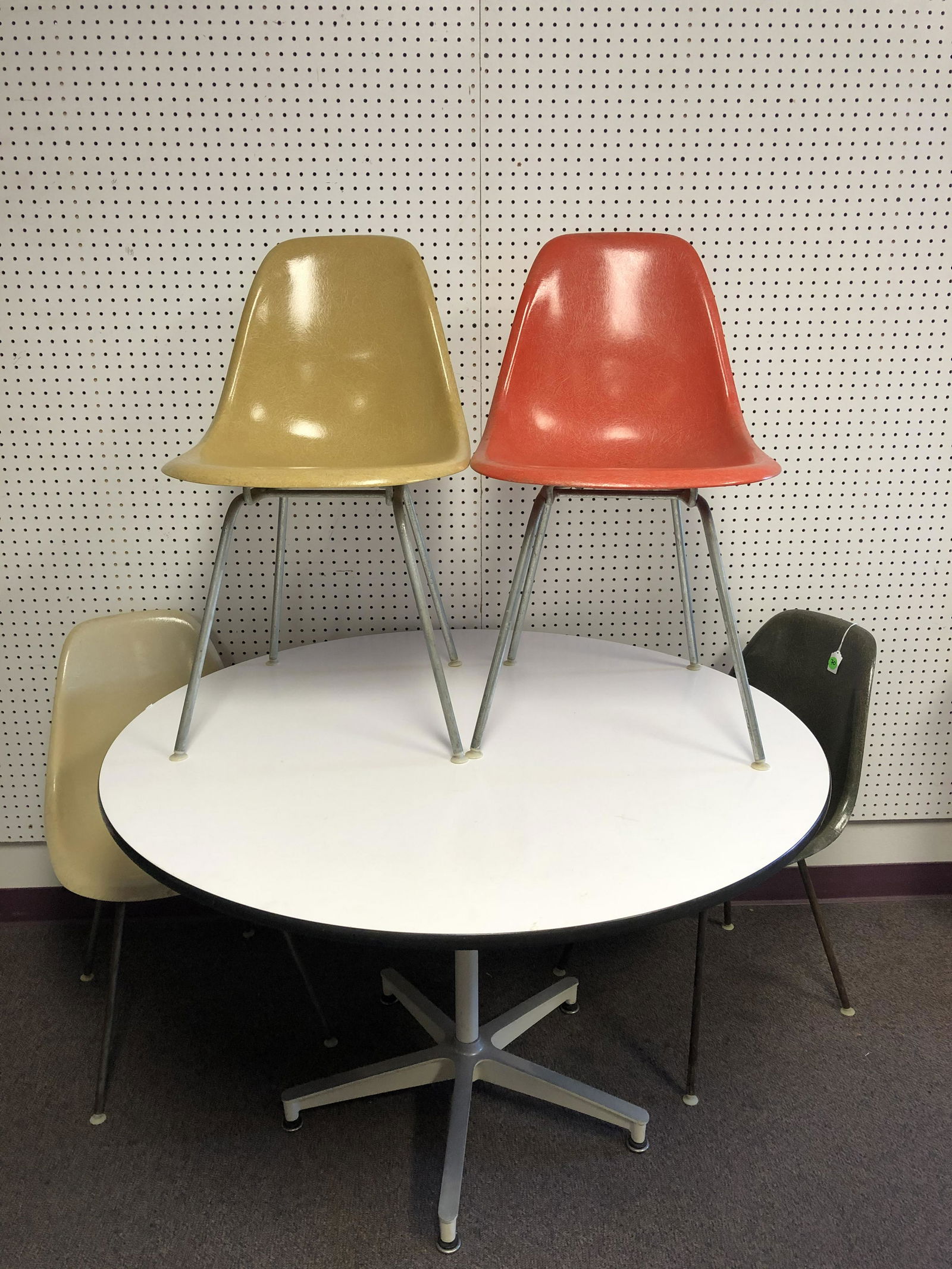 MCM Eames Herman Miller Table, Fiberglass Chairs - (1 of 4)