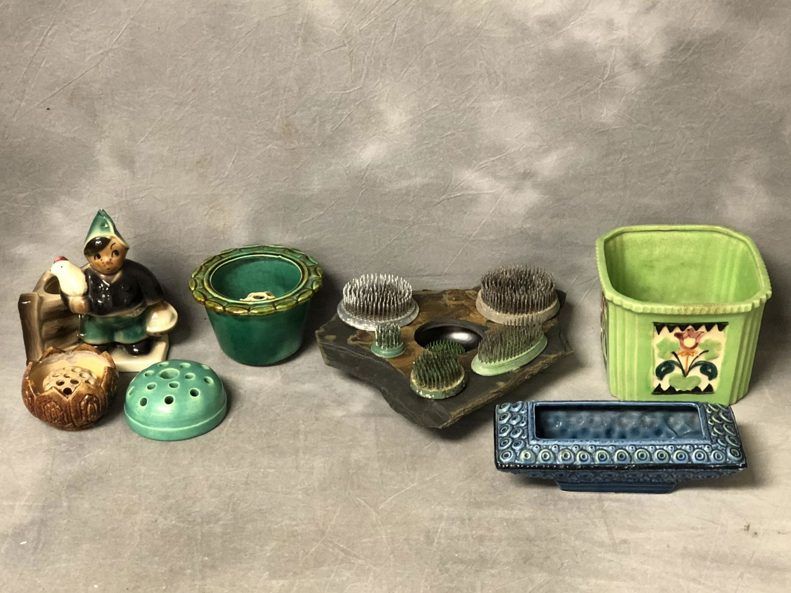 Vtg CA Pottery, Shawnee, Rubens & More - Flower Frogs, (1 of 10)