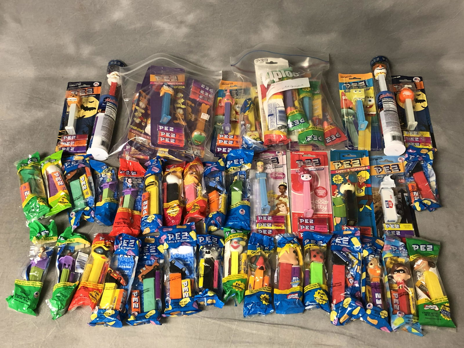 (80)Asst Sealed Pez Dispensers, Disney,More - (1 of 6)