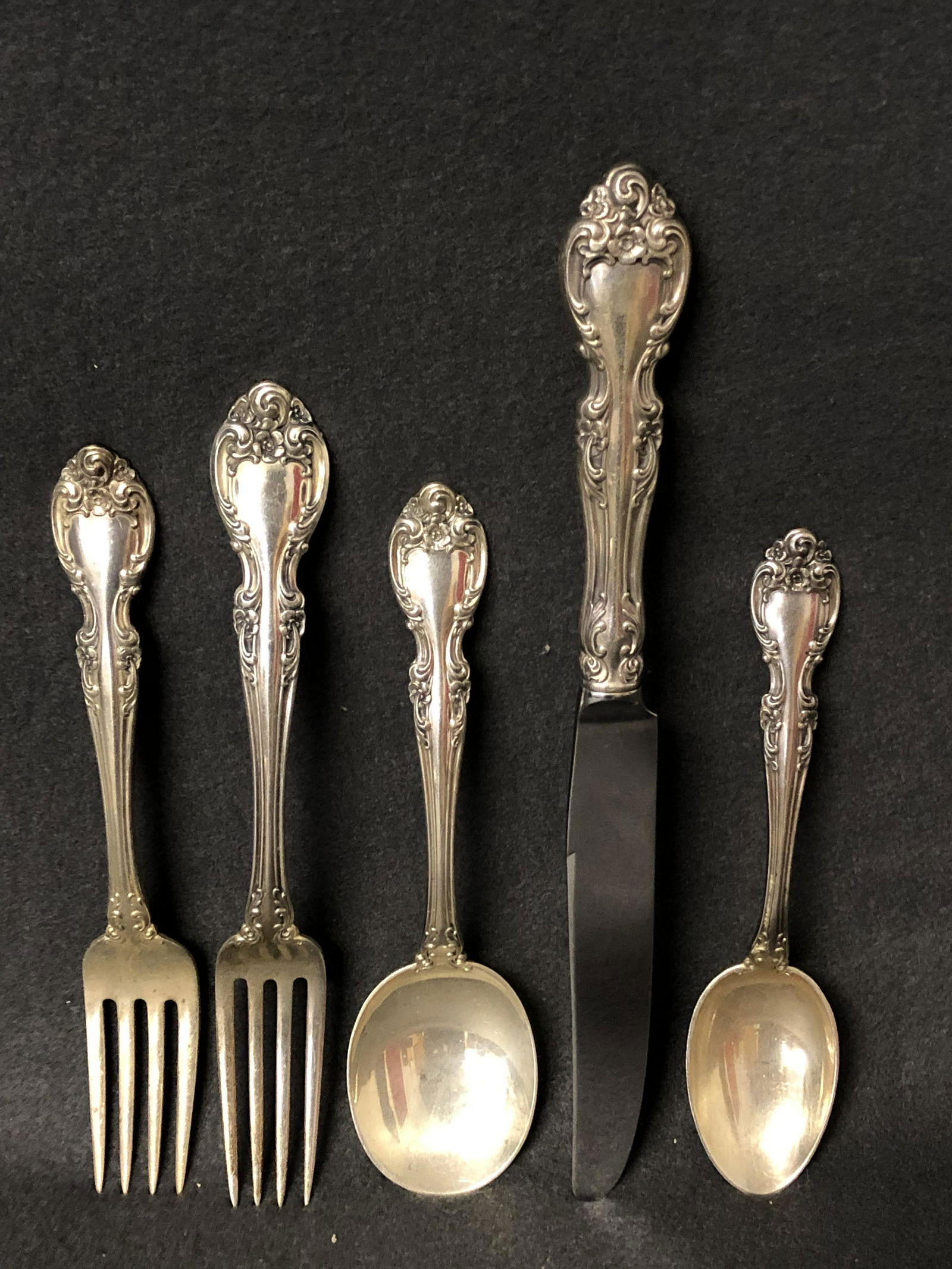 Gorham Sterling Silverware 'Melrose' Pattern - 186g (1 of 4)