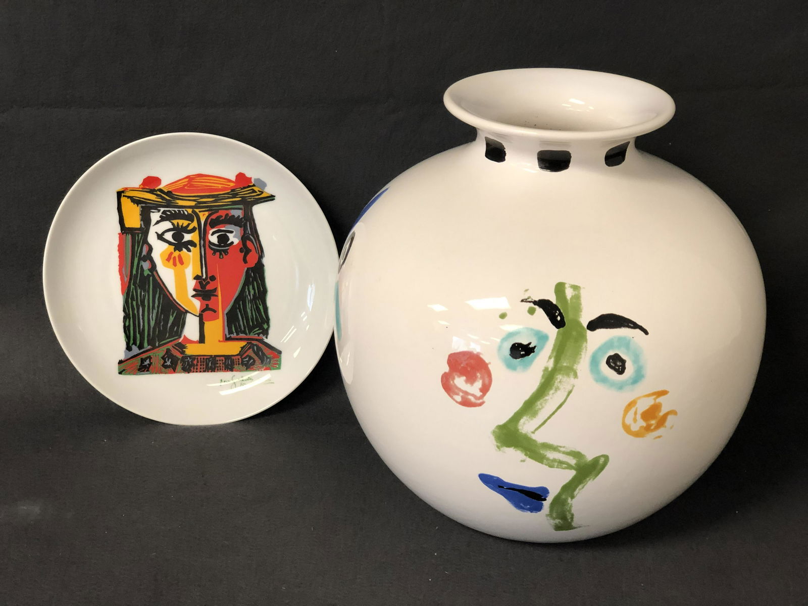 Picasso Living Face Vase & Signed Dish - 1963 (1 of 9)