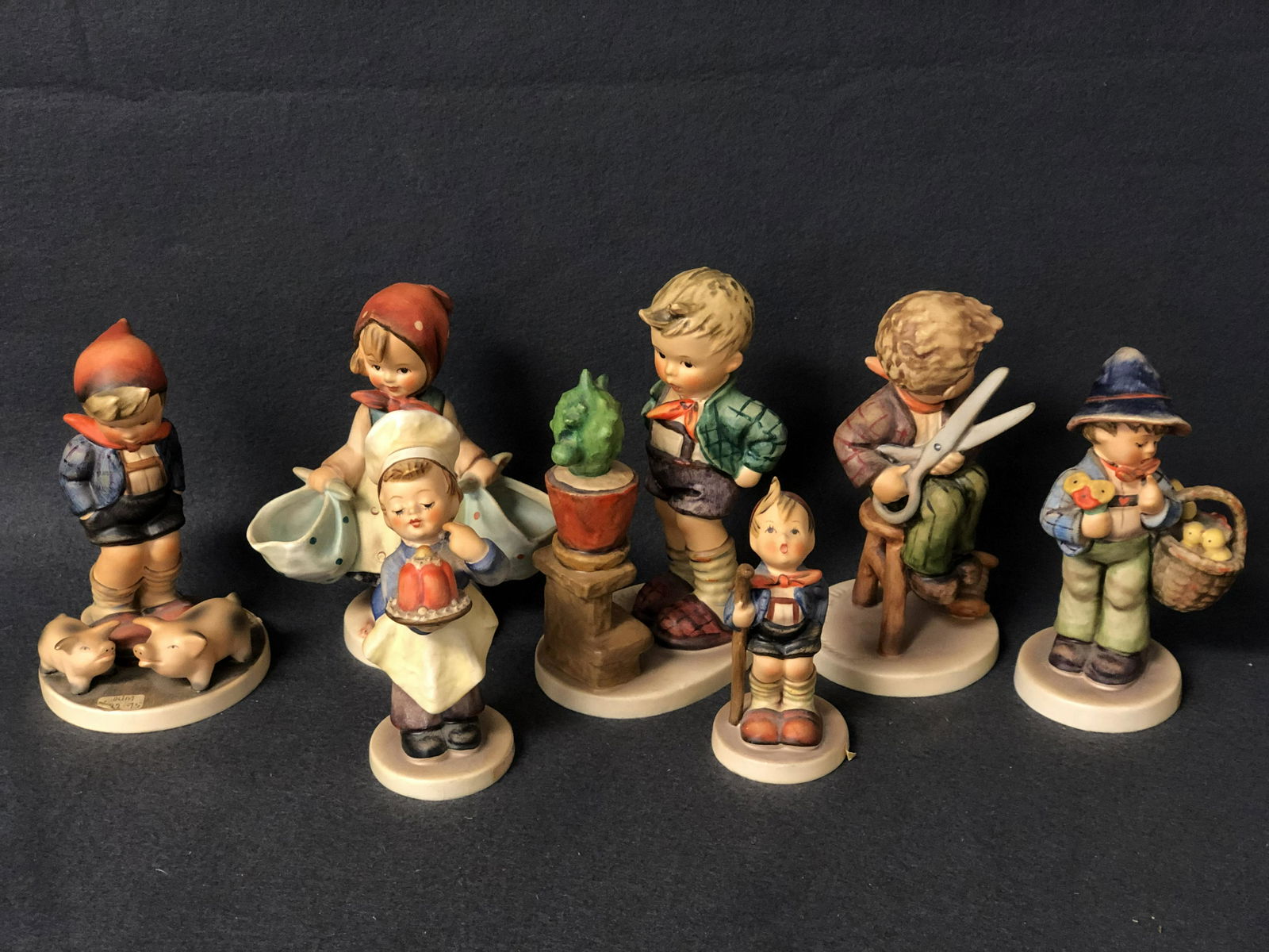 (7)1970s Goebel Hummel Figures - #175, #66, #308, #378, (1 of 9)