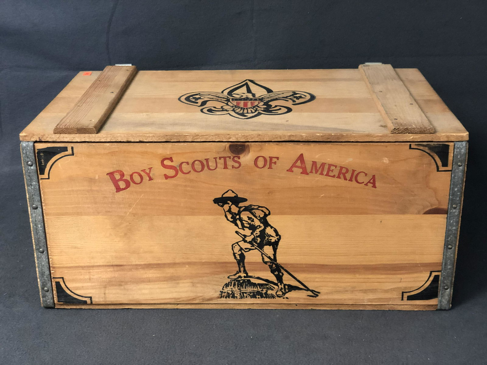 Boy Scouts of America Wooden Crate/Trunk - 22'' x 13'' (1 of 4)