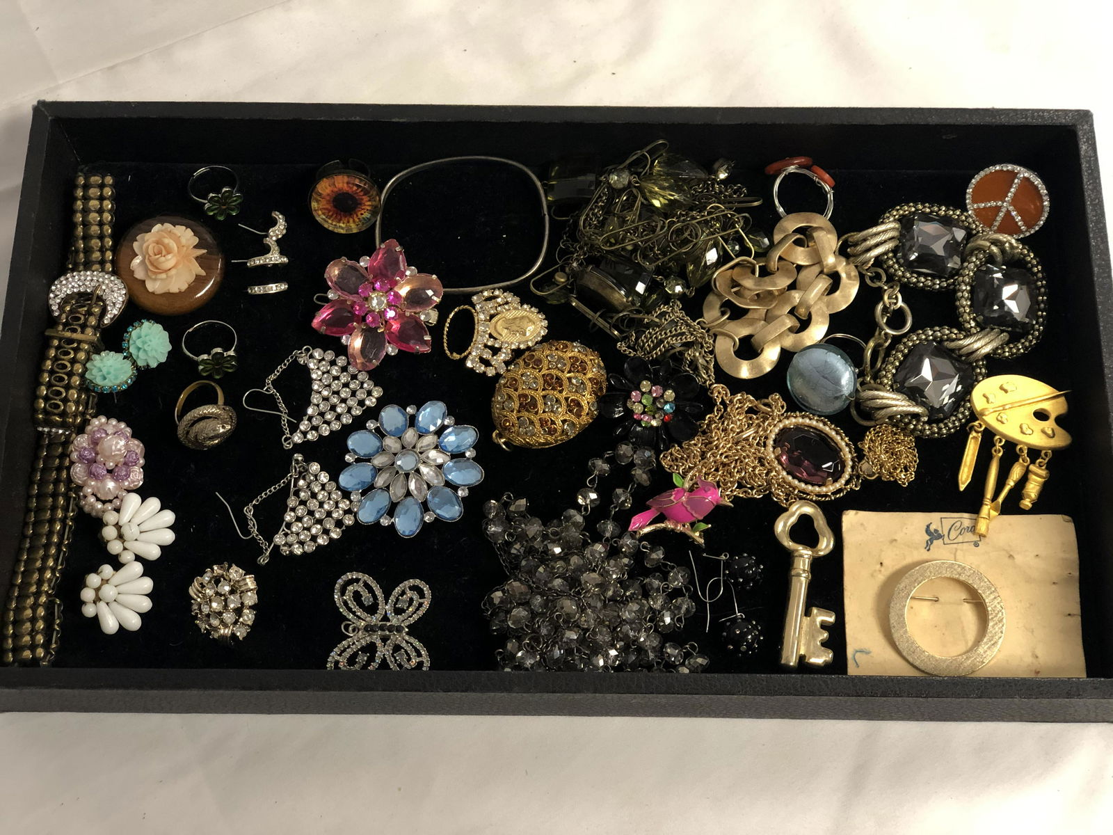 Asst Vintage Fashion Jewelry - Brooches, Earrings, (1 of 5)