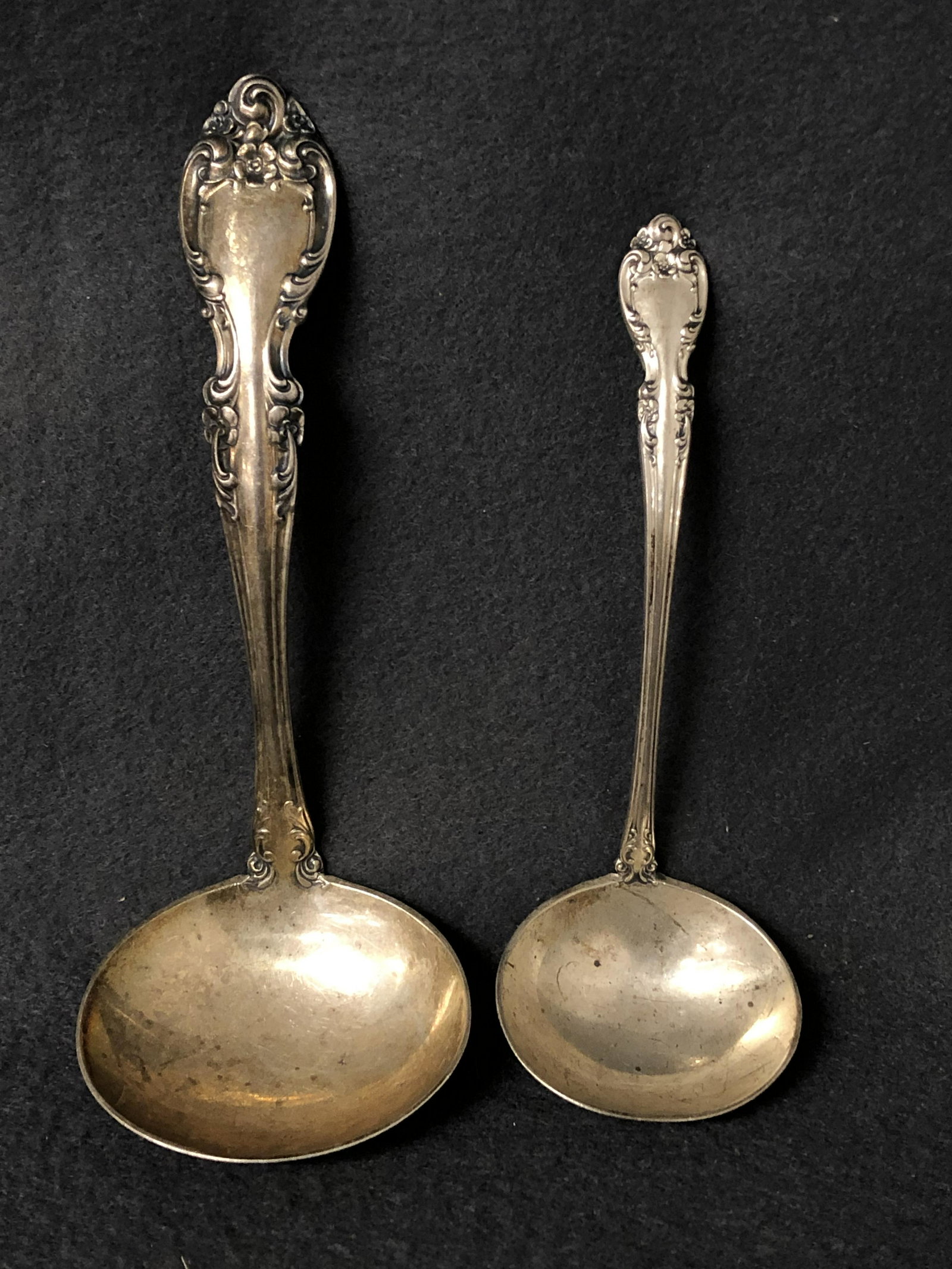 2 Gorham Sterling Silver Ladles, 103.5g - 'Melrose' (1 of 4)