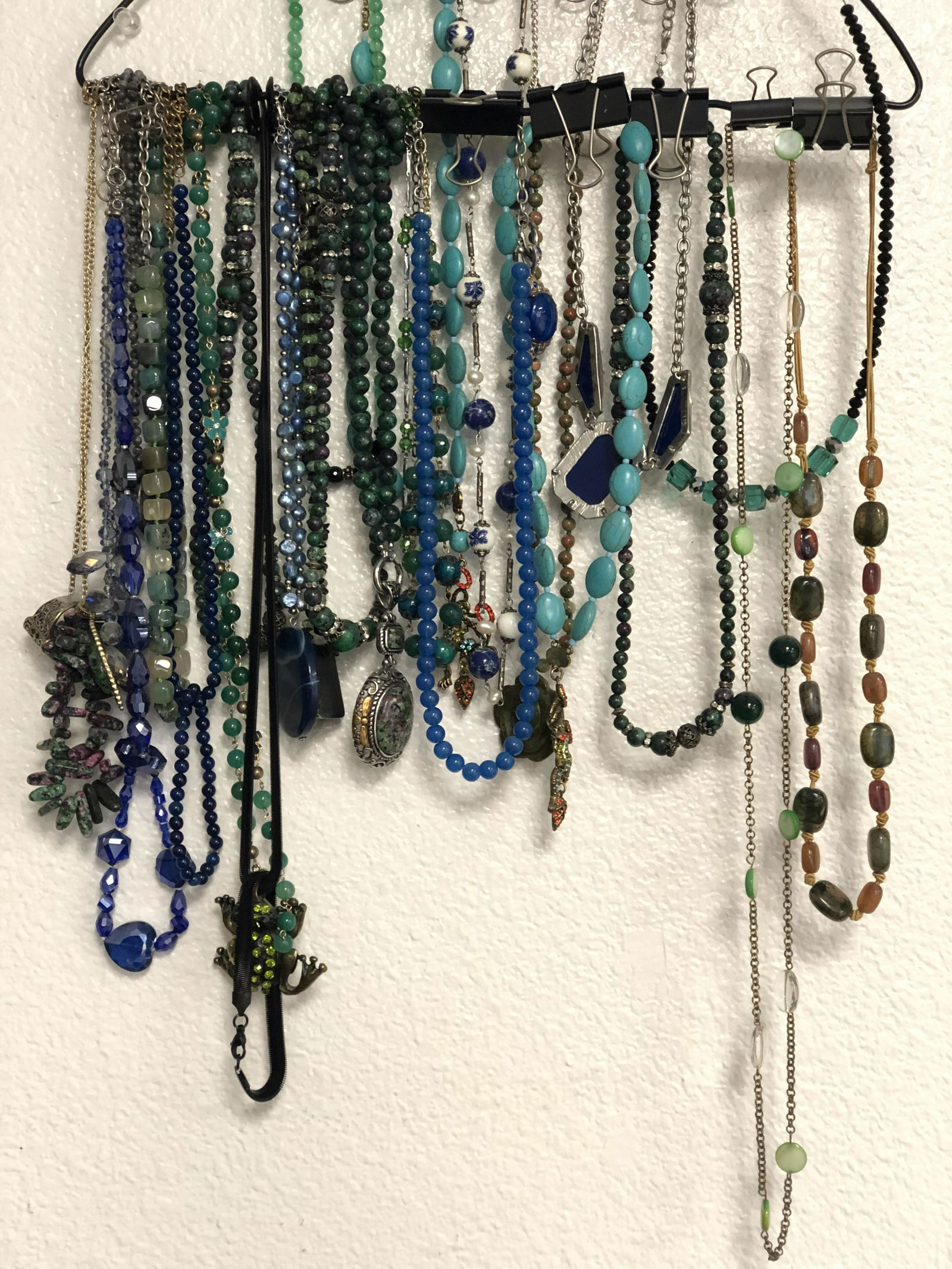30pc Asst Jewelry, Necklaces,Ring, Bracelets - Various (1 of 6)