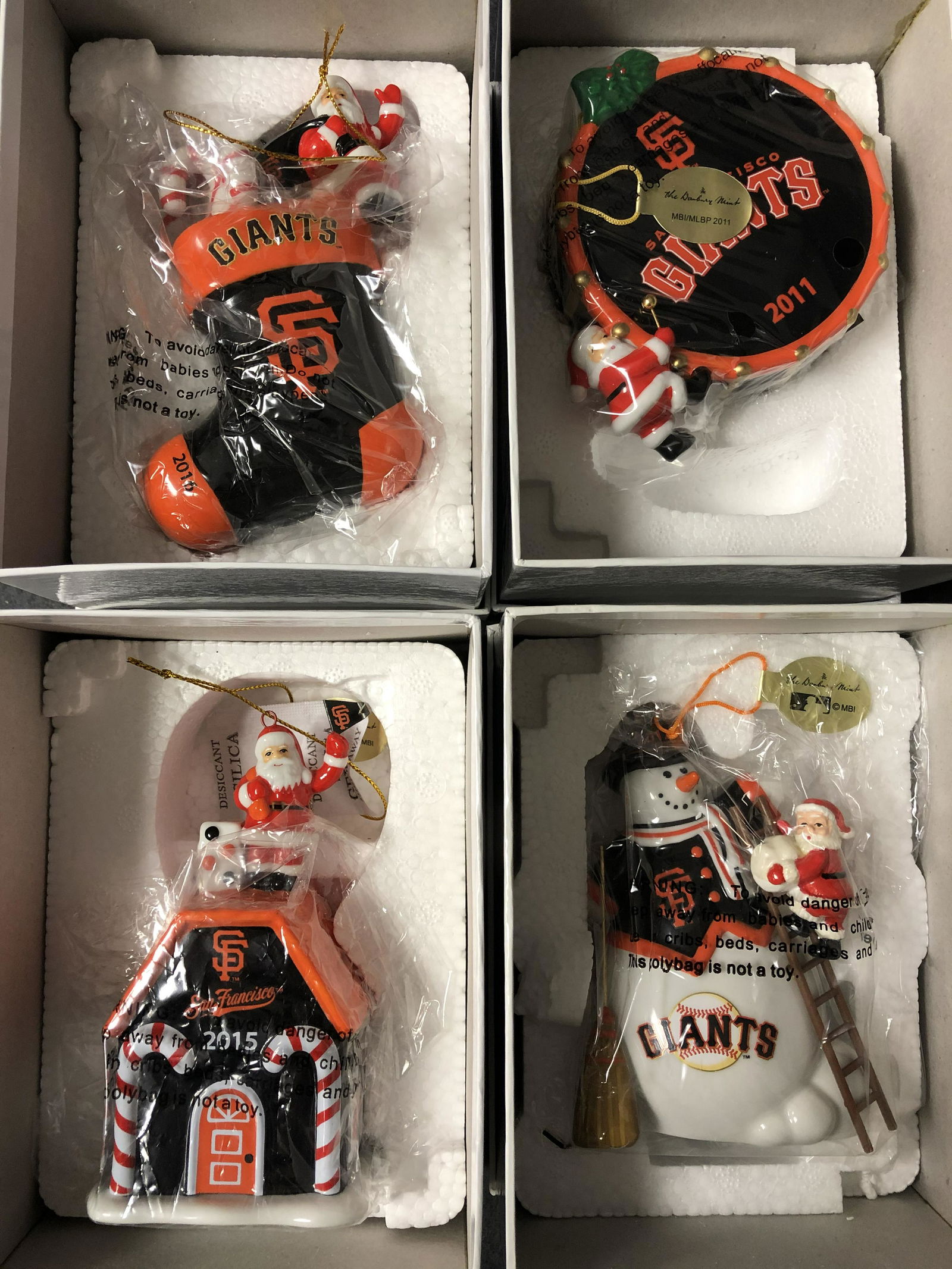 (4)Danbury Mint S.F.Giants Ornaments - Drum, Stocking, (1 of 6)