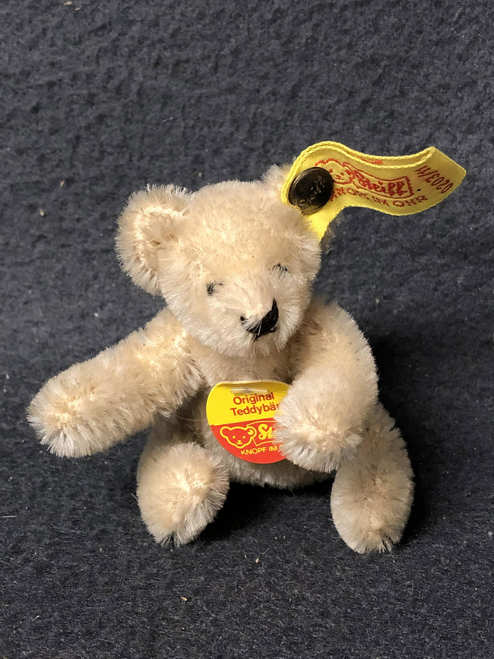 Miniature Vtg Steiff Bear: Miniature Vtg Steiff Bear