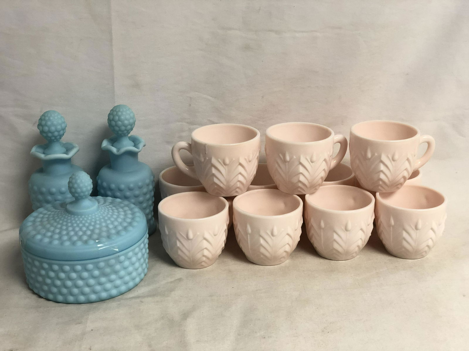 Vtg Hobnail Glass, Pink Glass Mugs (1 of 4)