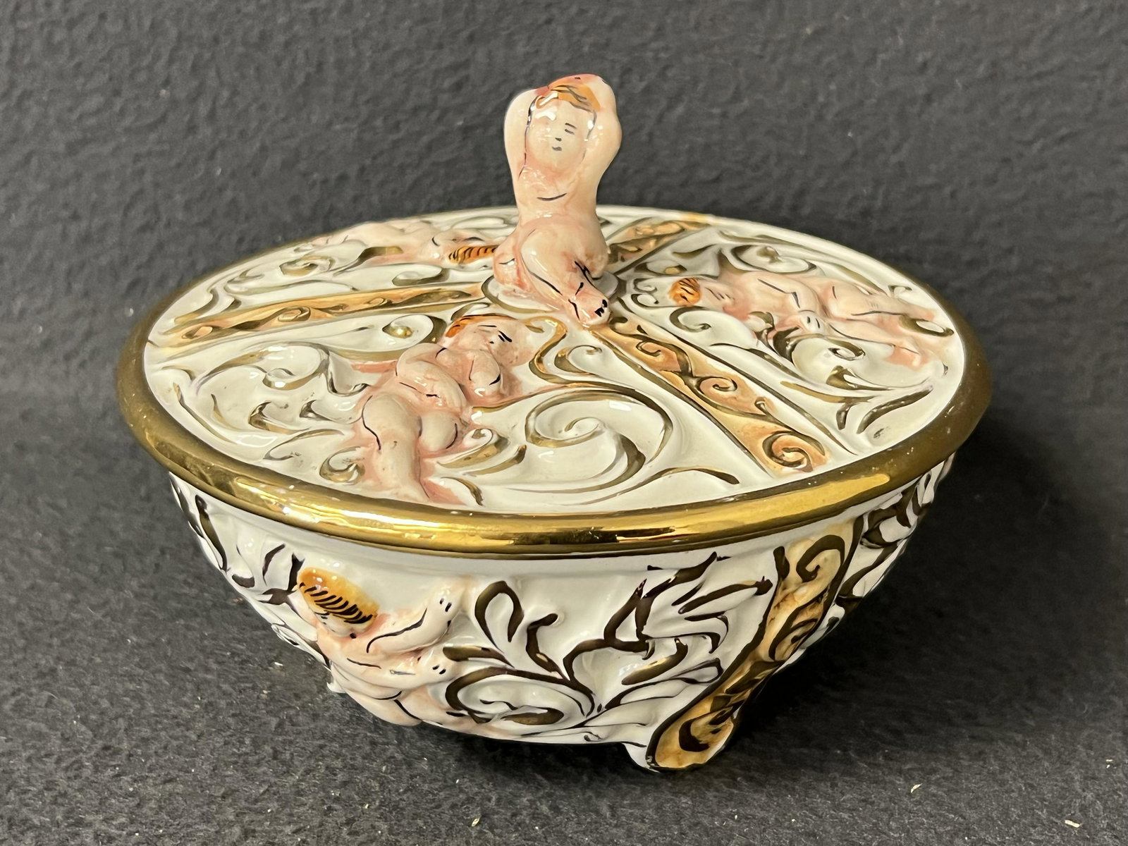 Italian Keramos Capodimonte Lidded Jar - Relief Cherub Design (1 of 3)