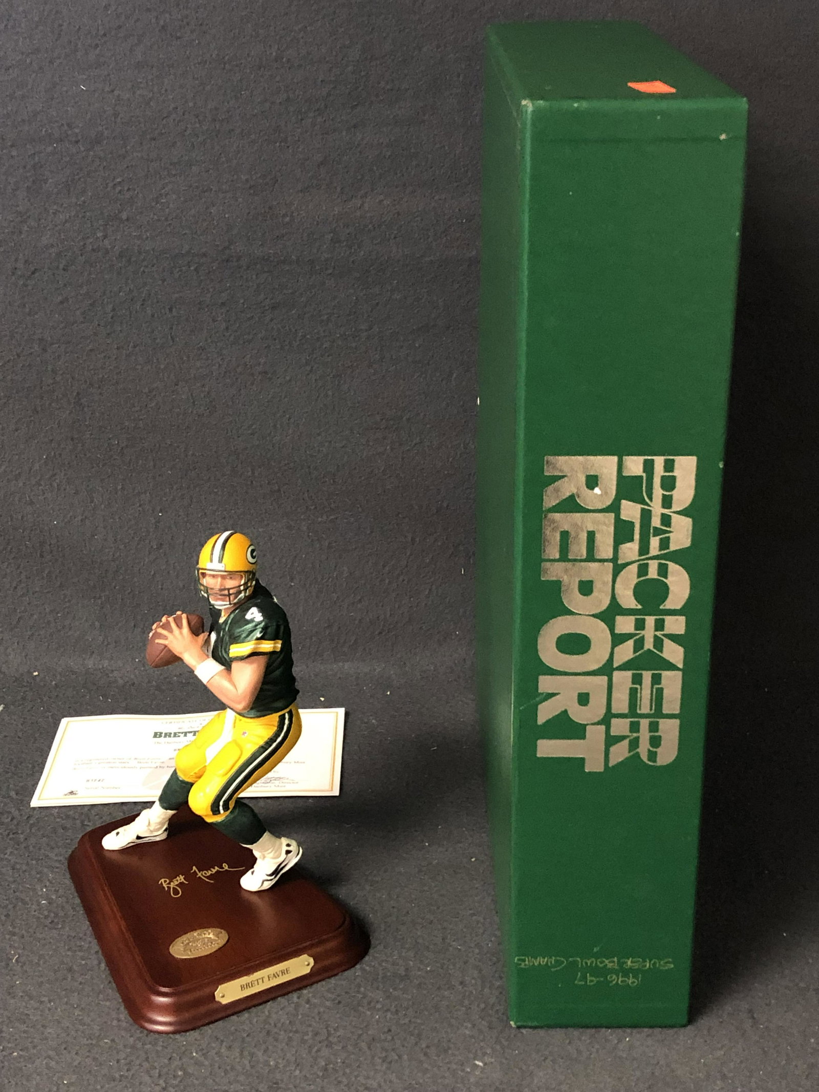 Danbury Mint Brett Favre Figure, Packers Box Set - Certified Brett Favre Figure w/ Stand, 25th Year: Danbury Mint Brett Favre Figure, Packers Box Set - Certified Brett Favre Figure w/ Stand, 25th Year Paper Report Newspapers Box Set (34)Papers Total