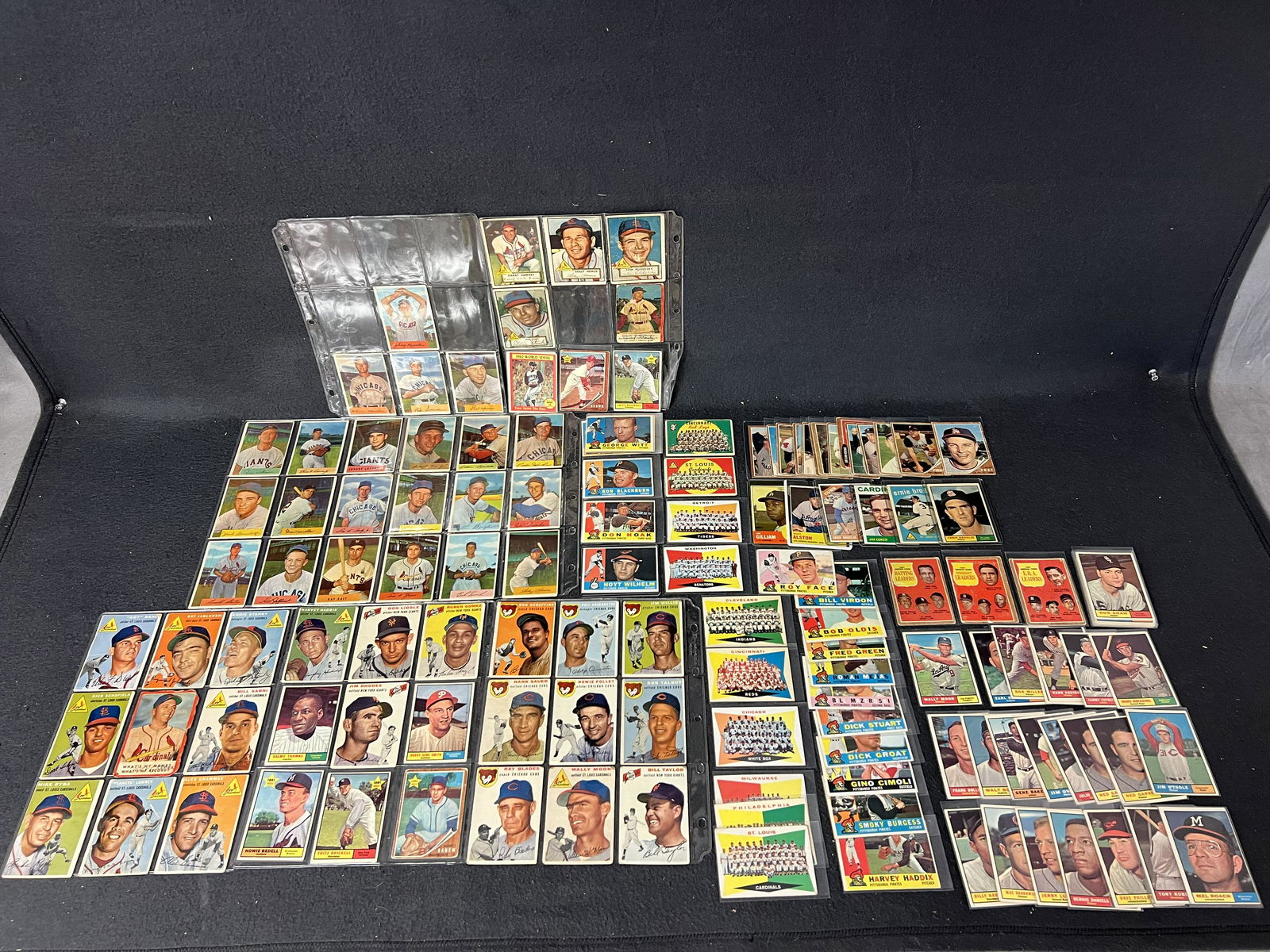 Asst 1950s-60s Topps/ Bowman MLB Cards - 140+ Cards Total , W.Moon, H.Wilhelm, Stanky, Face & More (1 of 10)