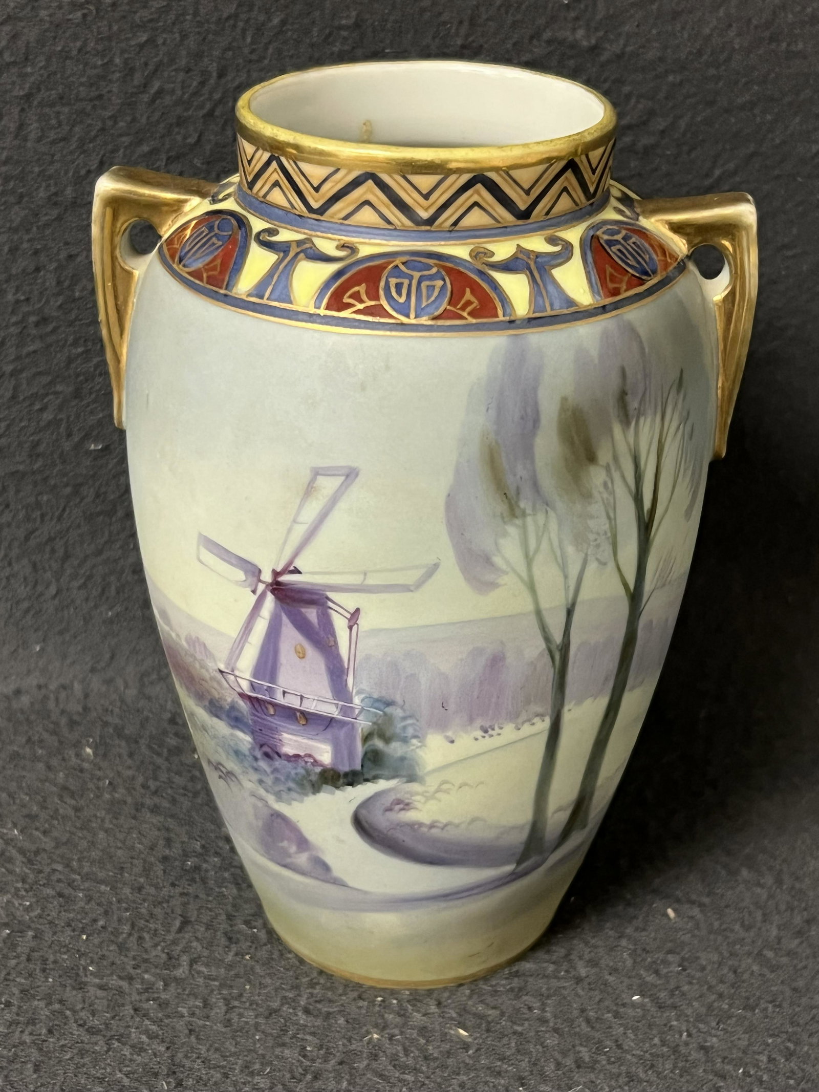 (2)Atq Nippon Handpainted Vases, 6'' + 7.5'' Tall: (2)Atq Nippon Handpainted Vases, 6'' + 7.5'' Tall