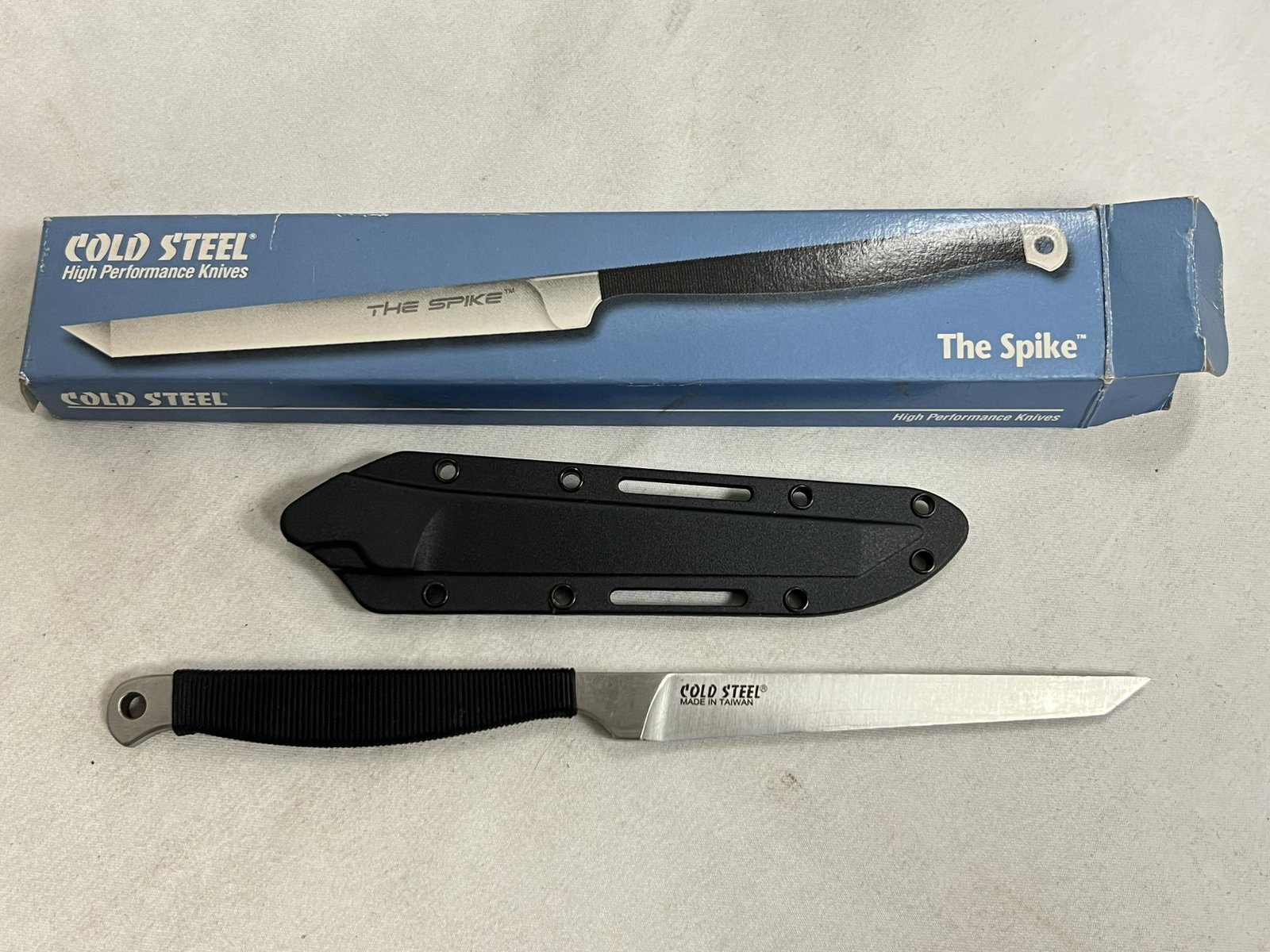 Vtg Cold Steel 'The Spike' Tanto Knife - 53Ct w/ Sheath & Original Box (LIKE NEW): Vtg Cold Steel 'The Spike' Tanto Knife - 53Ct w/ Sheath & Original Box (LIKE NEW)
