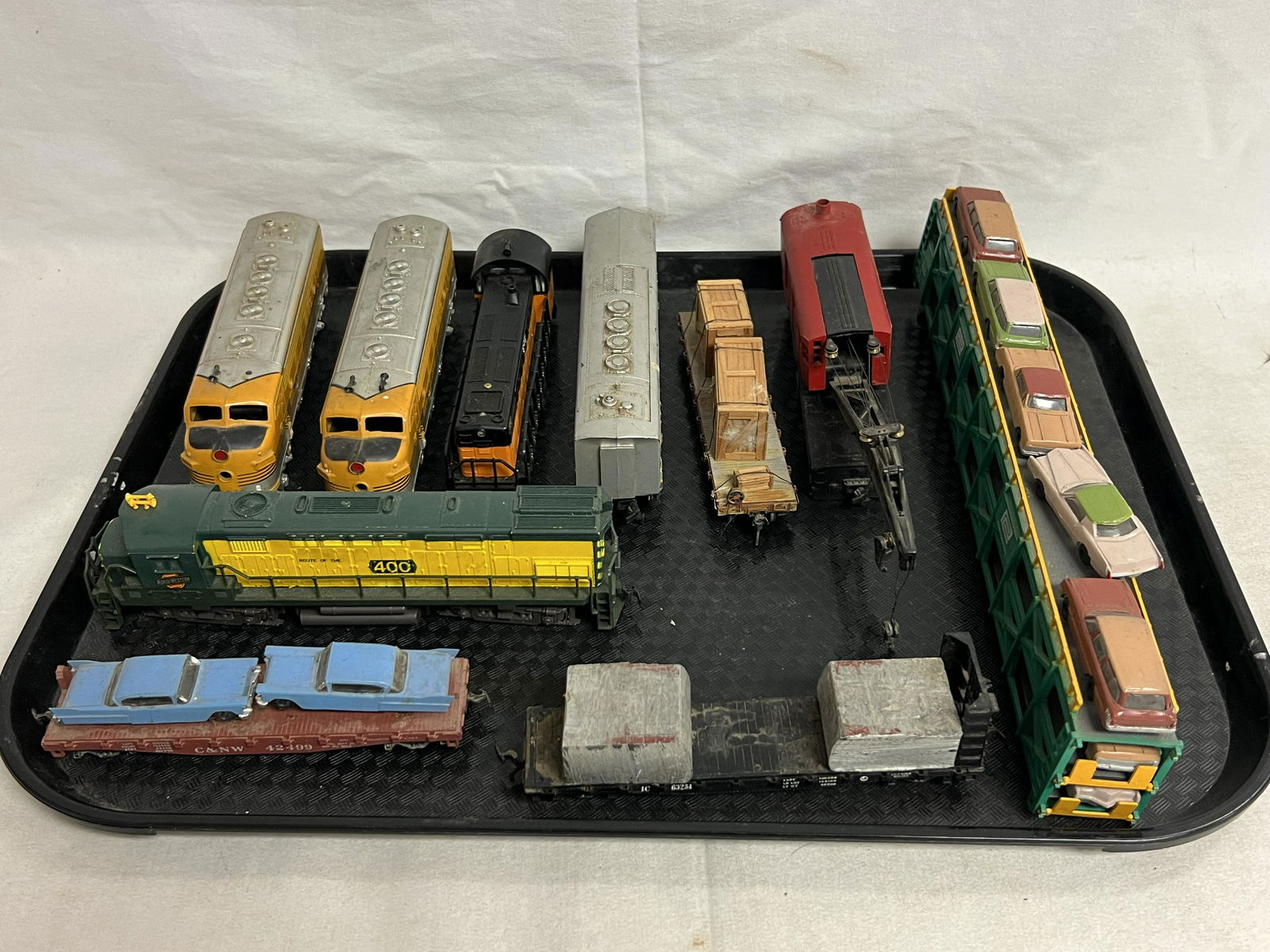 Asst Vtg Trains- Rivarossi Car, Penn & More - Rivarossi 63234, Penn Central w/ Cars, 2 Rio Grande (1 of 4)