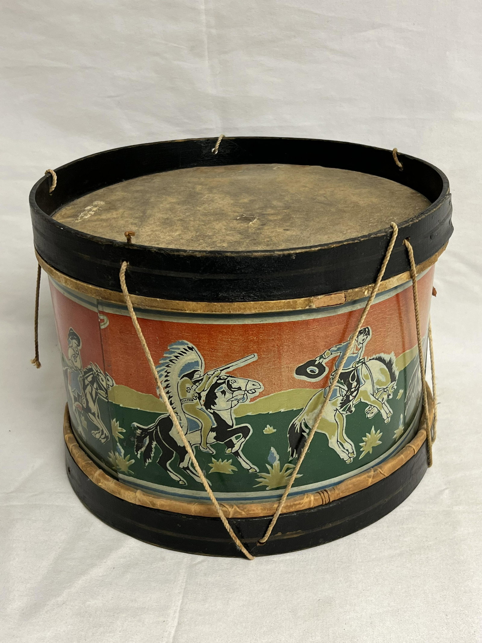 Vtg Noble & Cooley Tin Western Graphic Drum - 10'' x 7.5'' (See Photos for Condition): Vtg Noble & Cooley Tin Western Graphic Drum - 10'' x 7.5'' (See Photos for Condition)