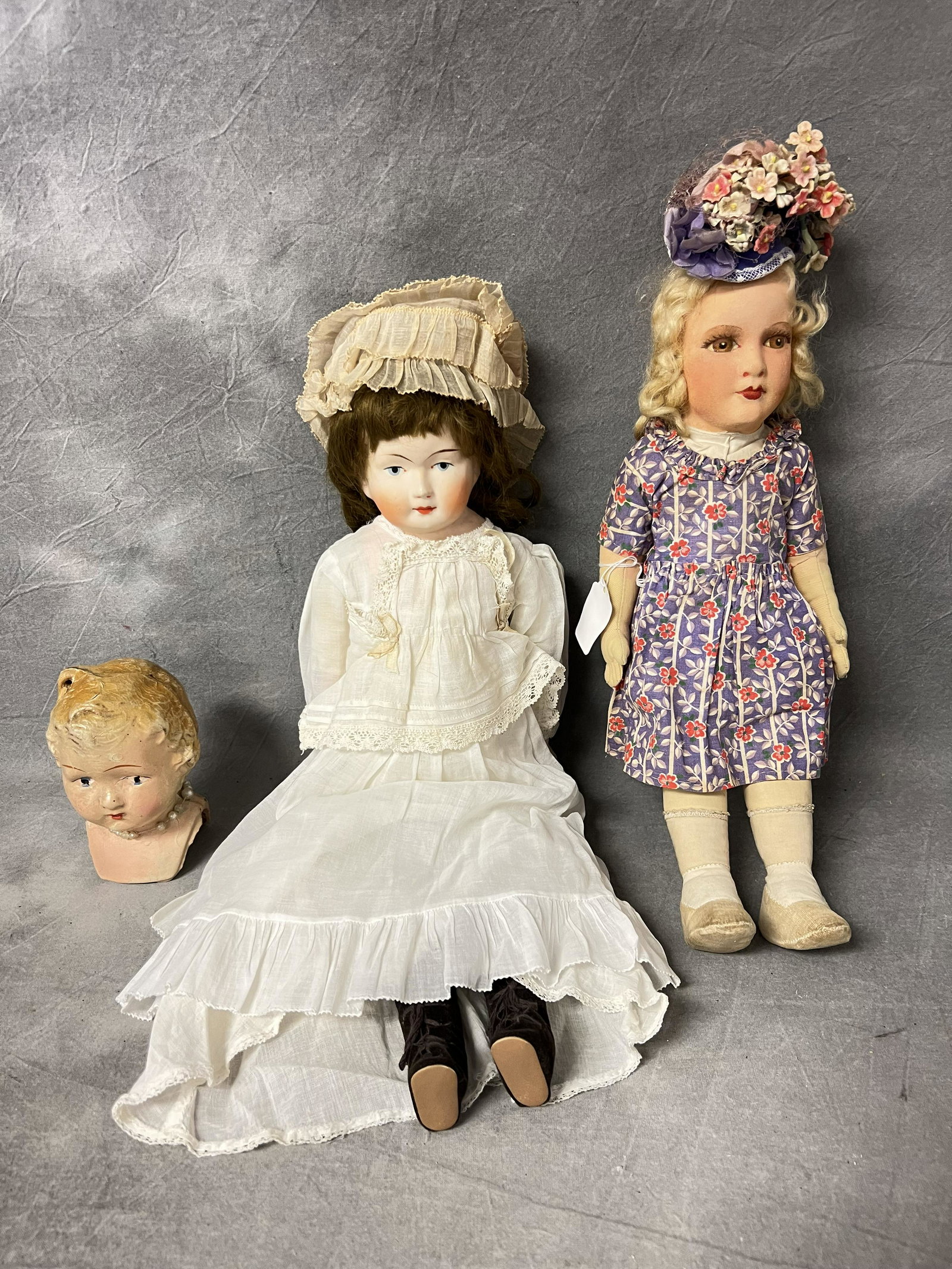 Atq Paper Mache Dolls & Composite Head - (1)Composite Head w/ Pearls, Cream Clothes Paper Mache, (1 of 10)