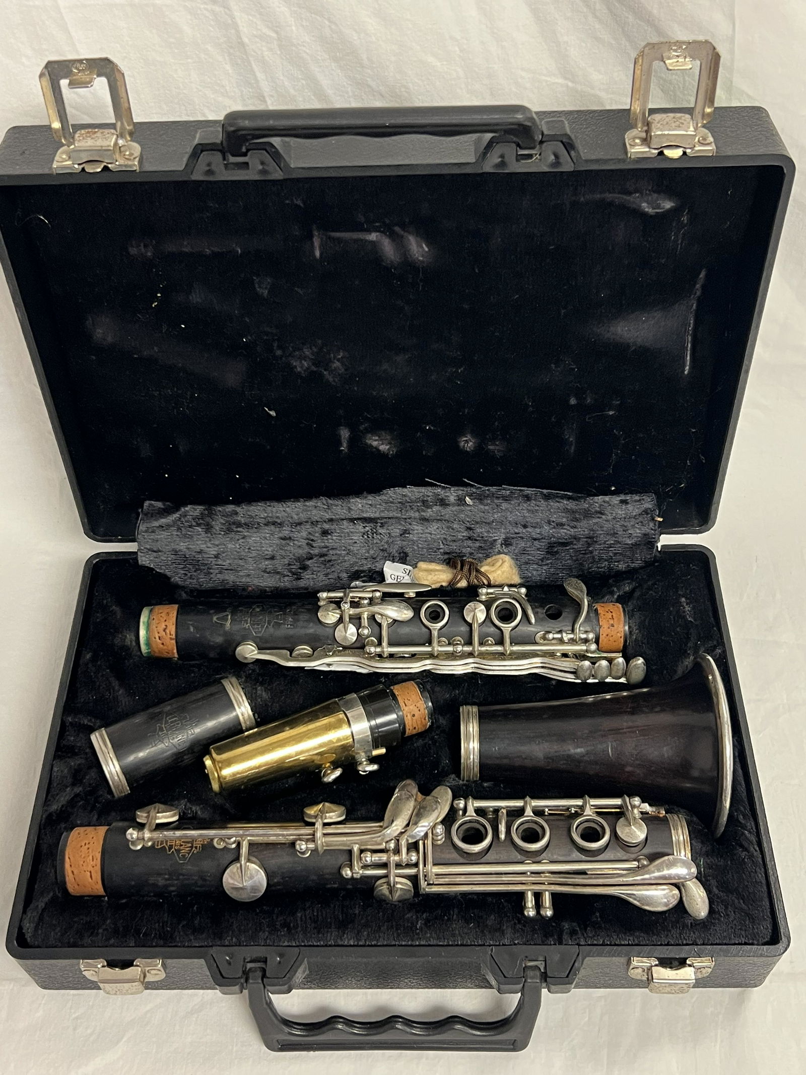 1960s LeBlanc Paris France Clarinet - Serial #29503 w/ B-45 Mouthpiece & Case (USED, Inspect) (1 of 6)