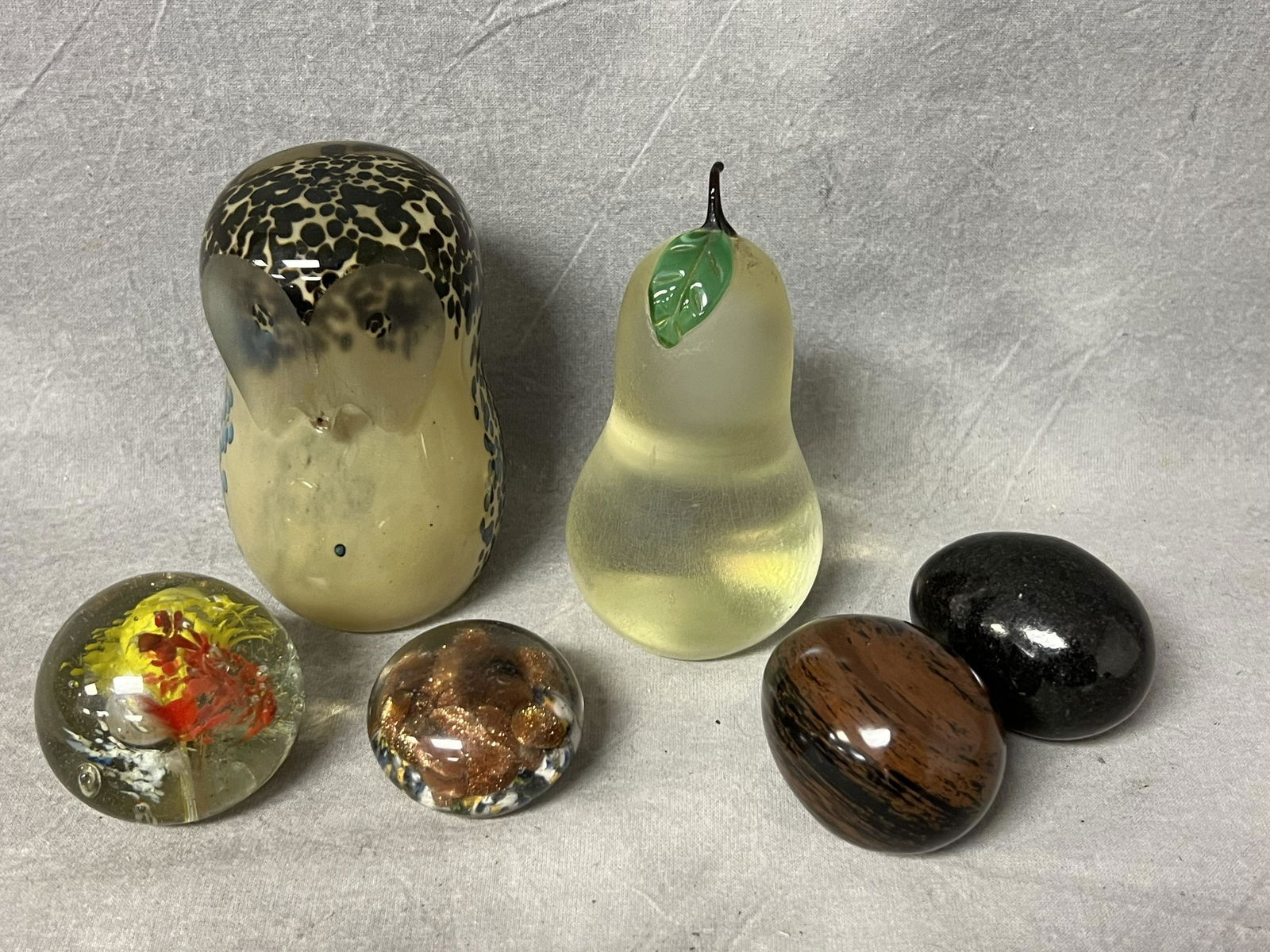 Asst Paperweights, Stone Eggs,Orient Flume - Art Glass Owl, Orient Flume Pear, (2)Small (1 of 6)