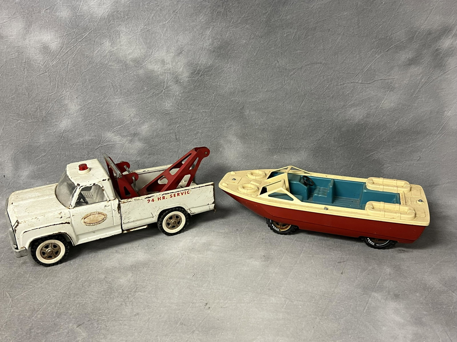 Vtg Tonka Pressed Steel/Tin AA Wrecker + Boat - AA 24Hr Service Wreckers Tow Truck + Amphibious: Vtg Tonka Pressed Steel/Tin AA Wrecker + Boat - AA 24Hr Service Wreckers Tow Truck + Amphibious Boat/Car