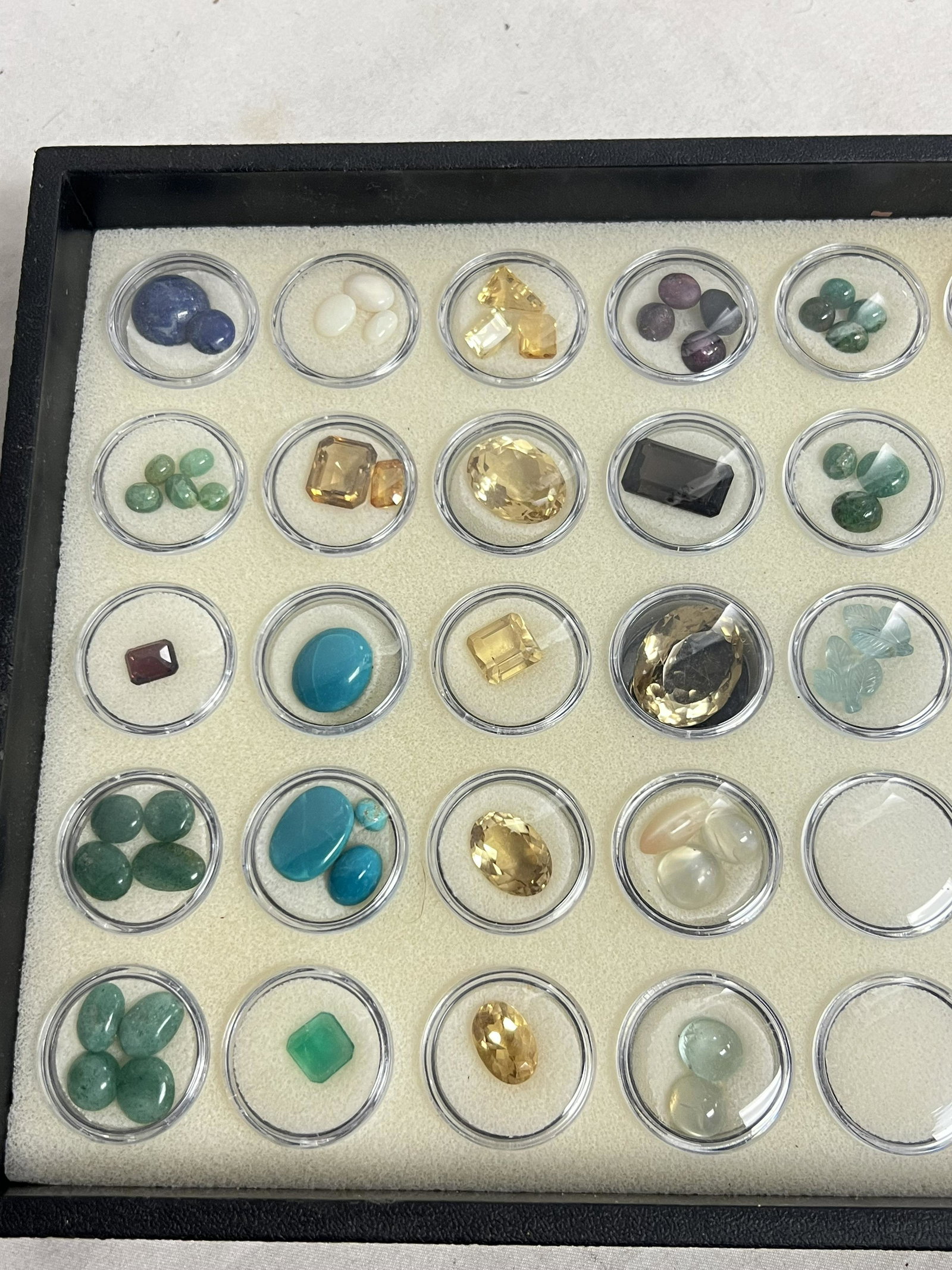 Lot of Asst Cut Gemstones, Topaz,Jade,More - Turquoise, Citrine, Lapis,Moonstone & More - Various: Lot of Asst Cut Gemstones, Topaz,Jade,More - Turquoise, Citrine, Lapis,Moonstone & More - Various Cuts / Sizes
