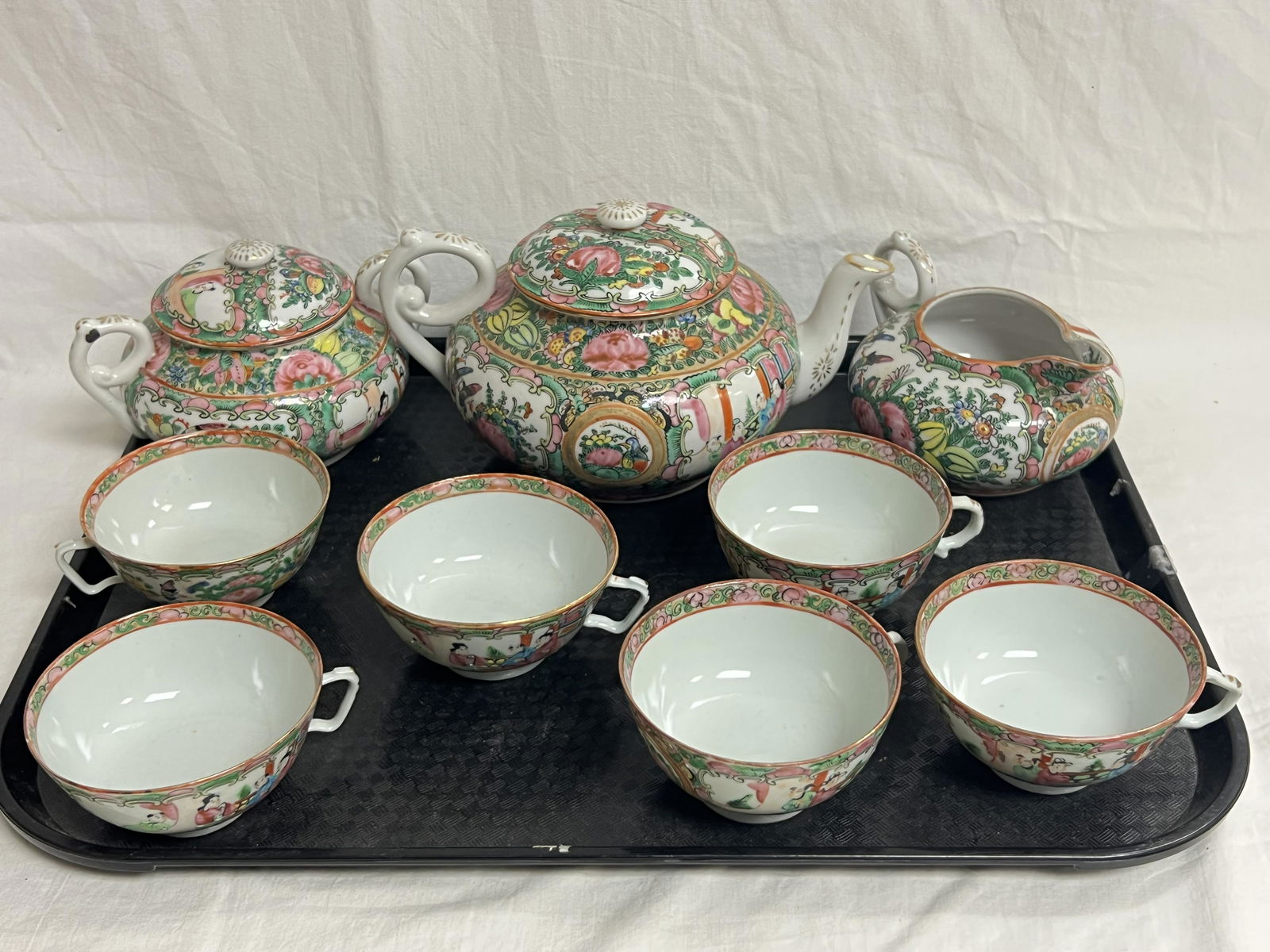 Famille Rose Medallion Tea Set for 6 - (6)Cups, Creamer, Sugar & Teapot (1 of 5)