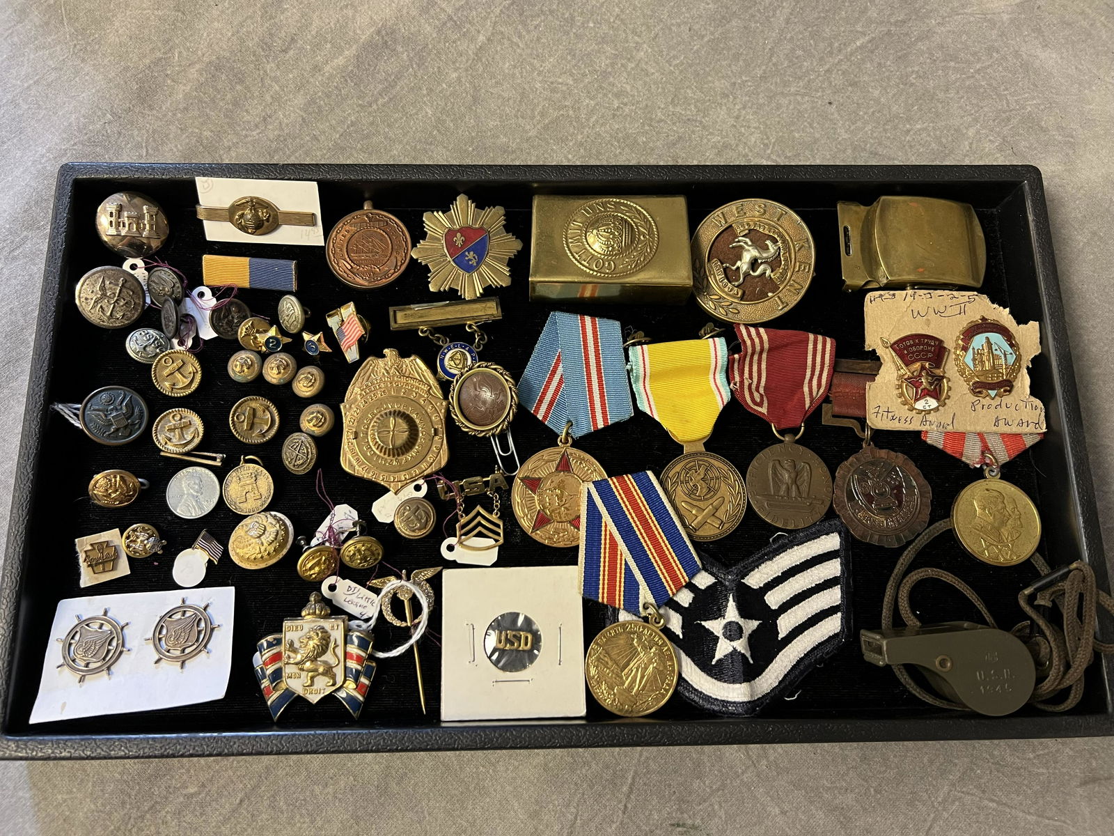 Asst Military Items- Medals,Buckle,More - WWII and More From Around The World - Buttons, Pins, Hat (1 of 9)