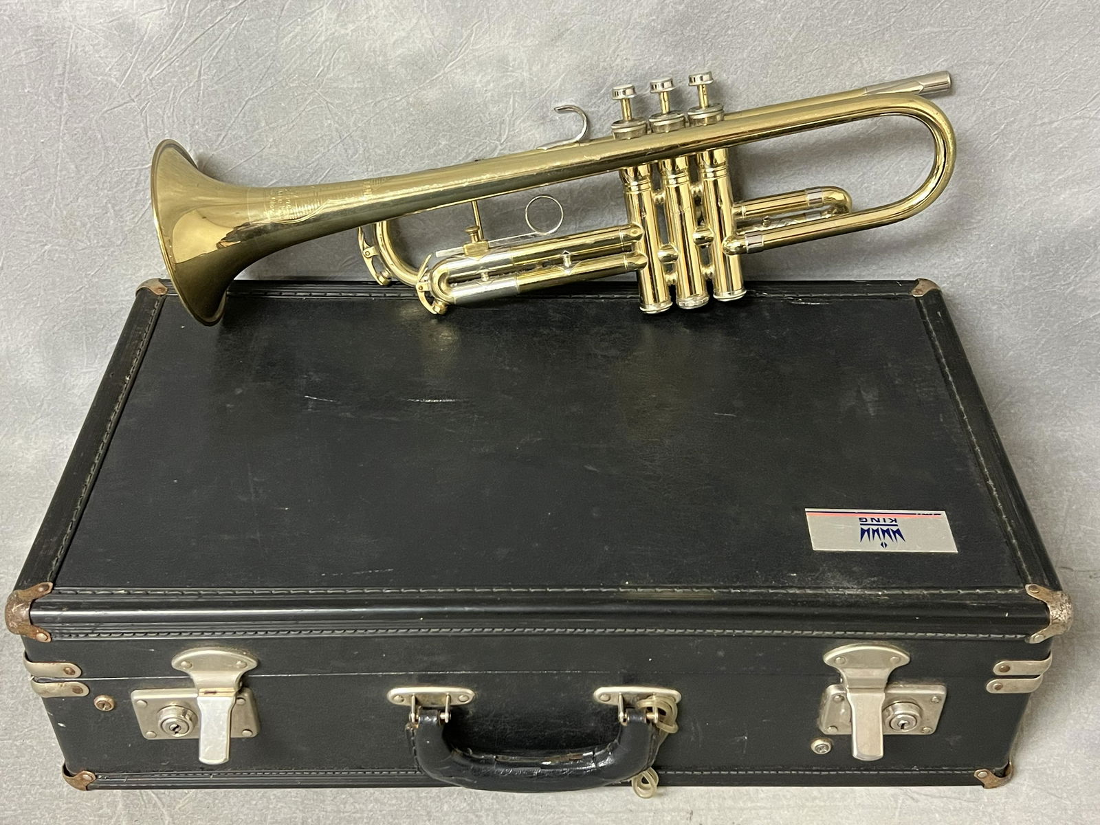 Vtg KING Cleveland Superior Trumpet,Case - #160537 (Used Condition, No Dents, See Photos) (1 of 8)