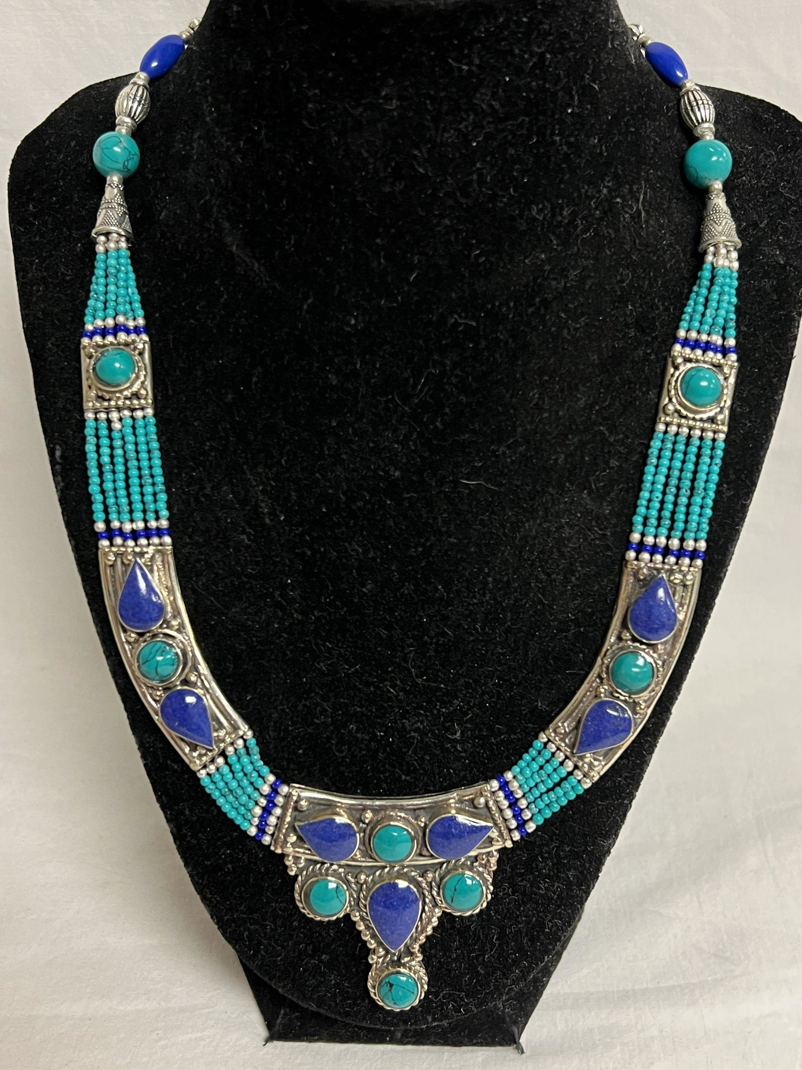 Turquoise & Lapis Tibetan 18'' Necklace: Turquoise & Lapis Tibetan 18'' Necklace