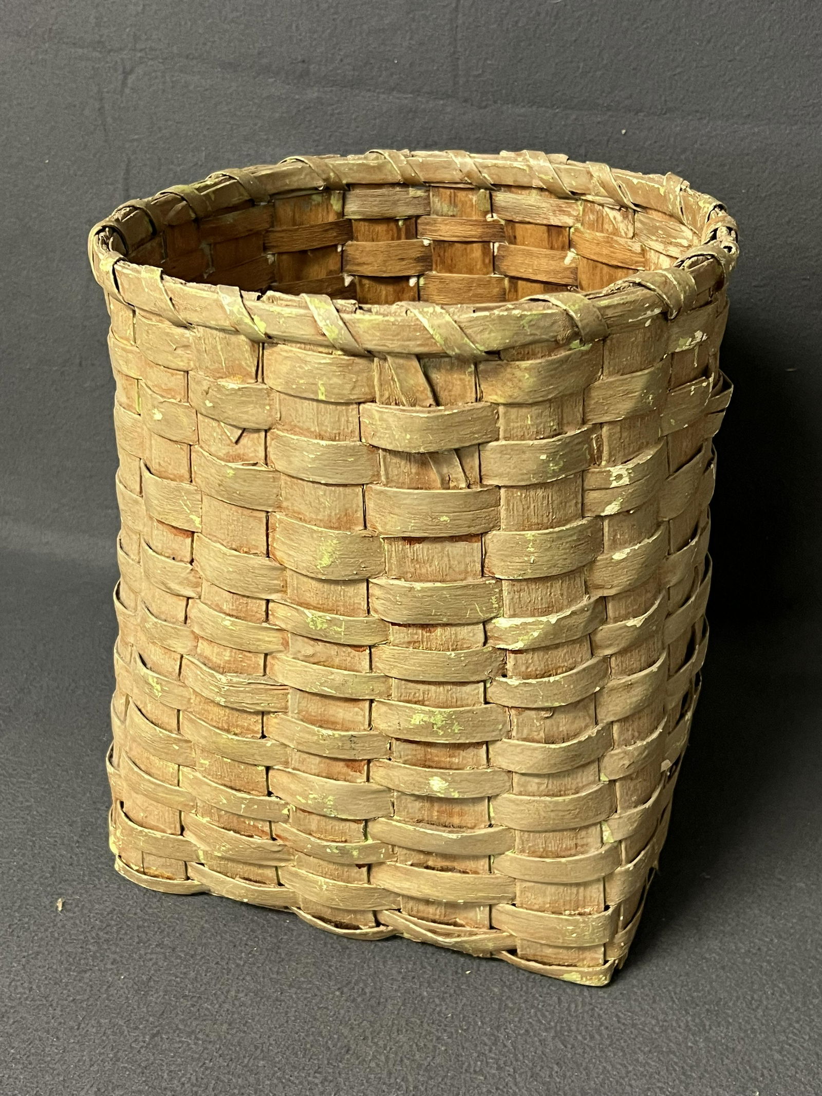 Early American Oak Splint Painted Basket, 11'' x 13.5'' (1 of 4)