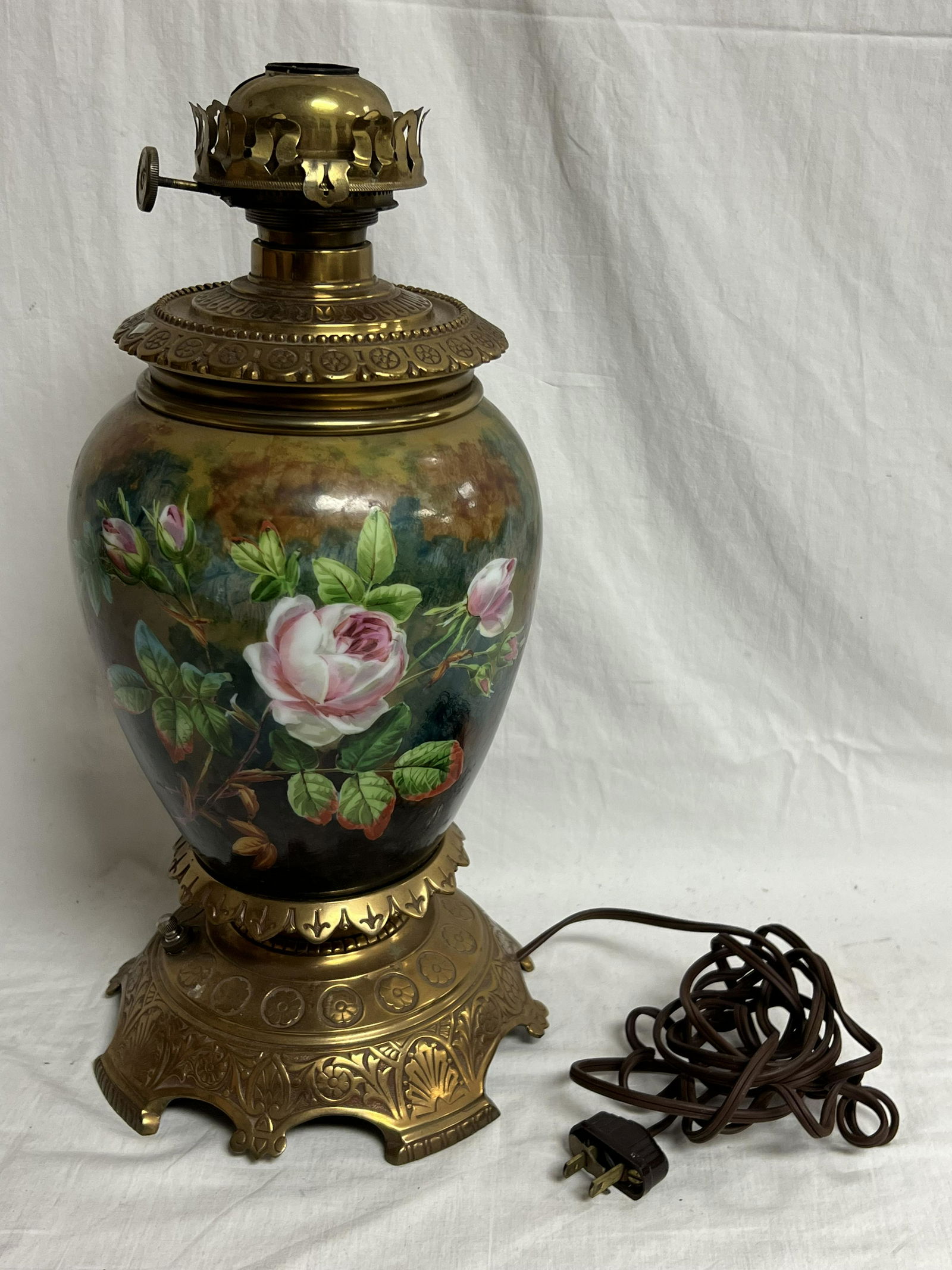 Atq Kerosene Lamp Converted to Electric Porcelain w/ Flowers 15''T